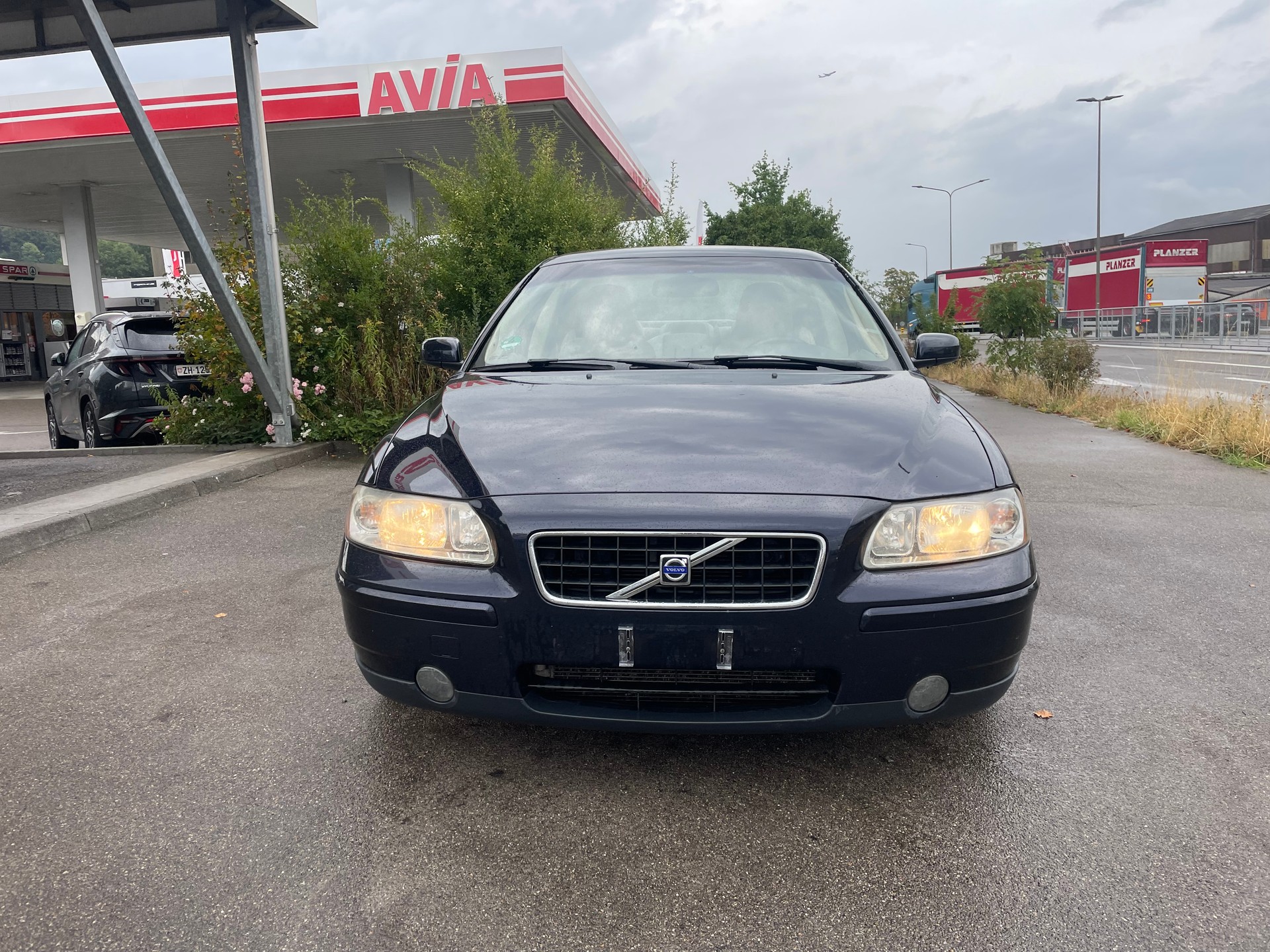VOLVO S60 2.4-image-0