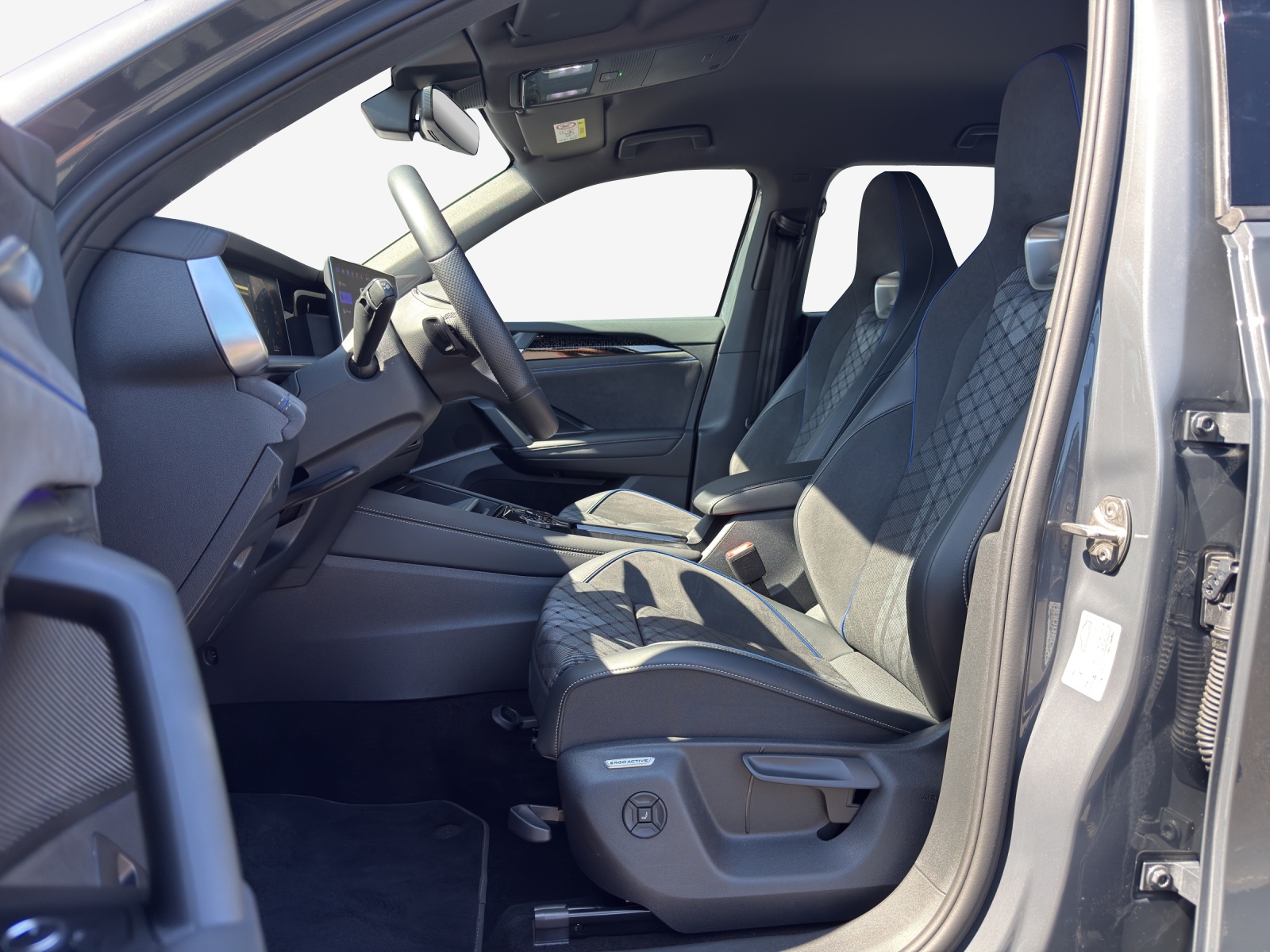 VW Tayron 2.0 TSI R-Line DSG 4Motion-image-7