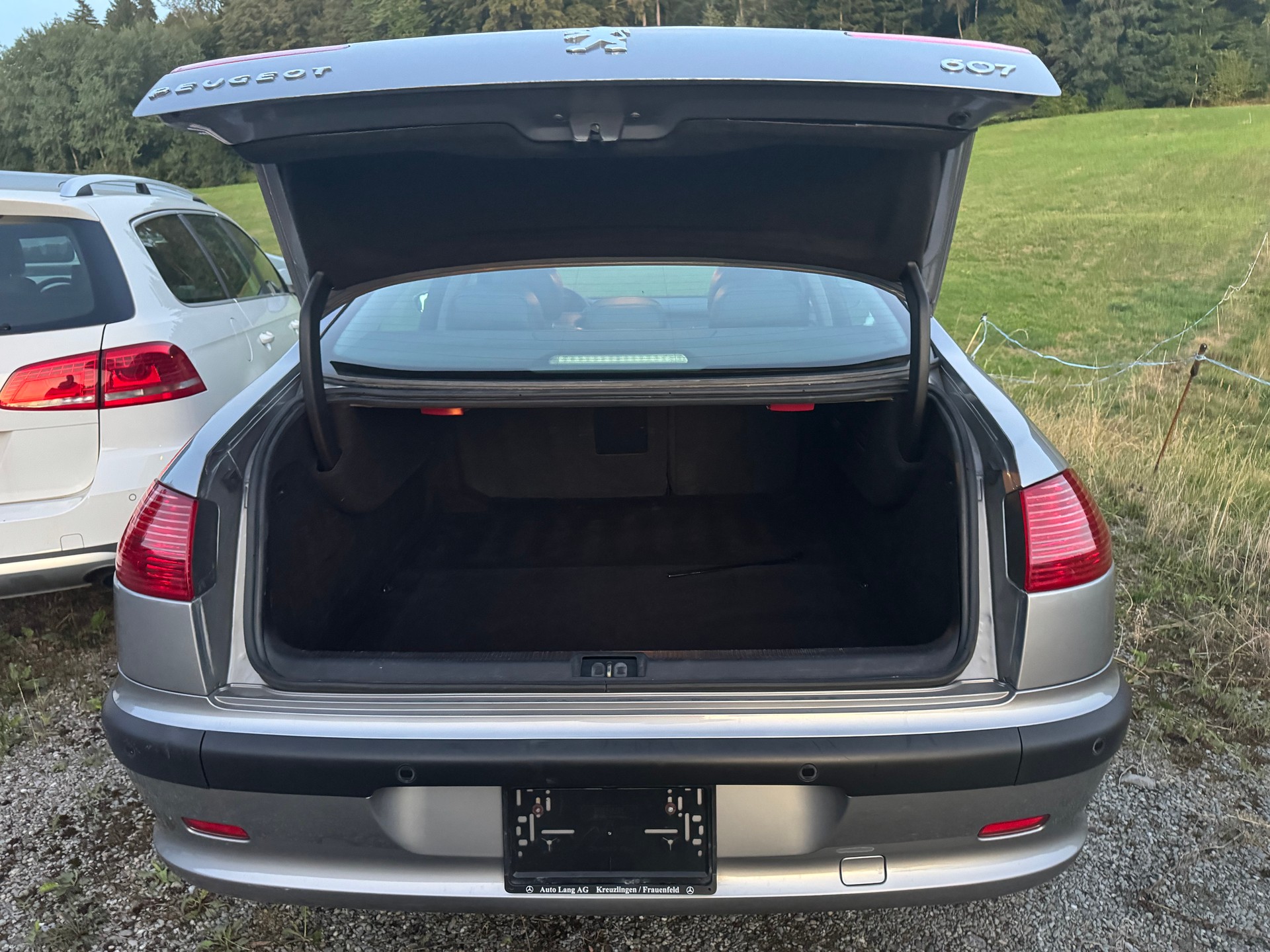 PEUGEOT 607 3.0 24V Luxe-image-11
