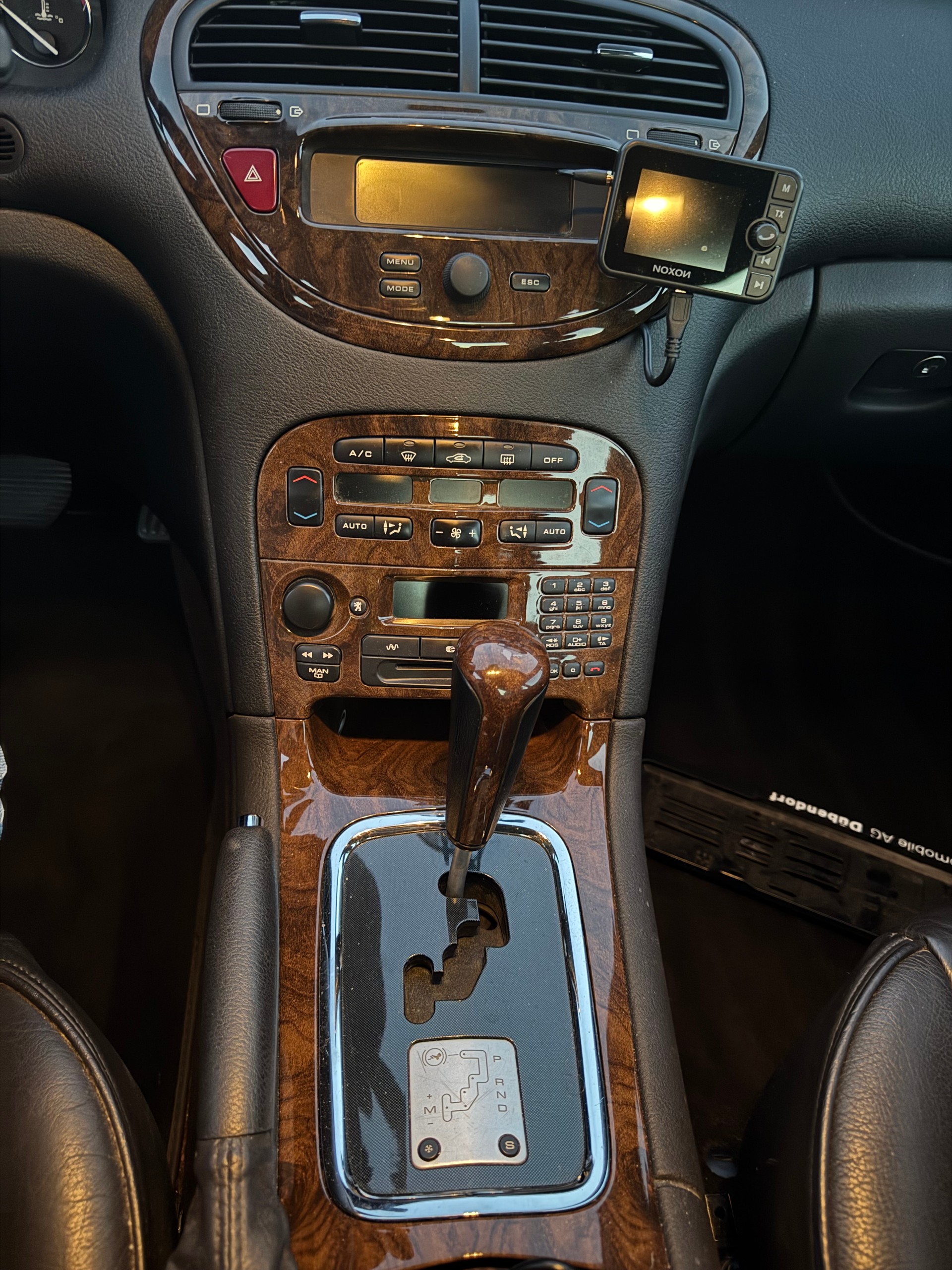 PEUGEOT 607 3.0 24V Luxe-image-7