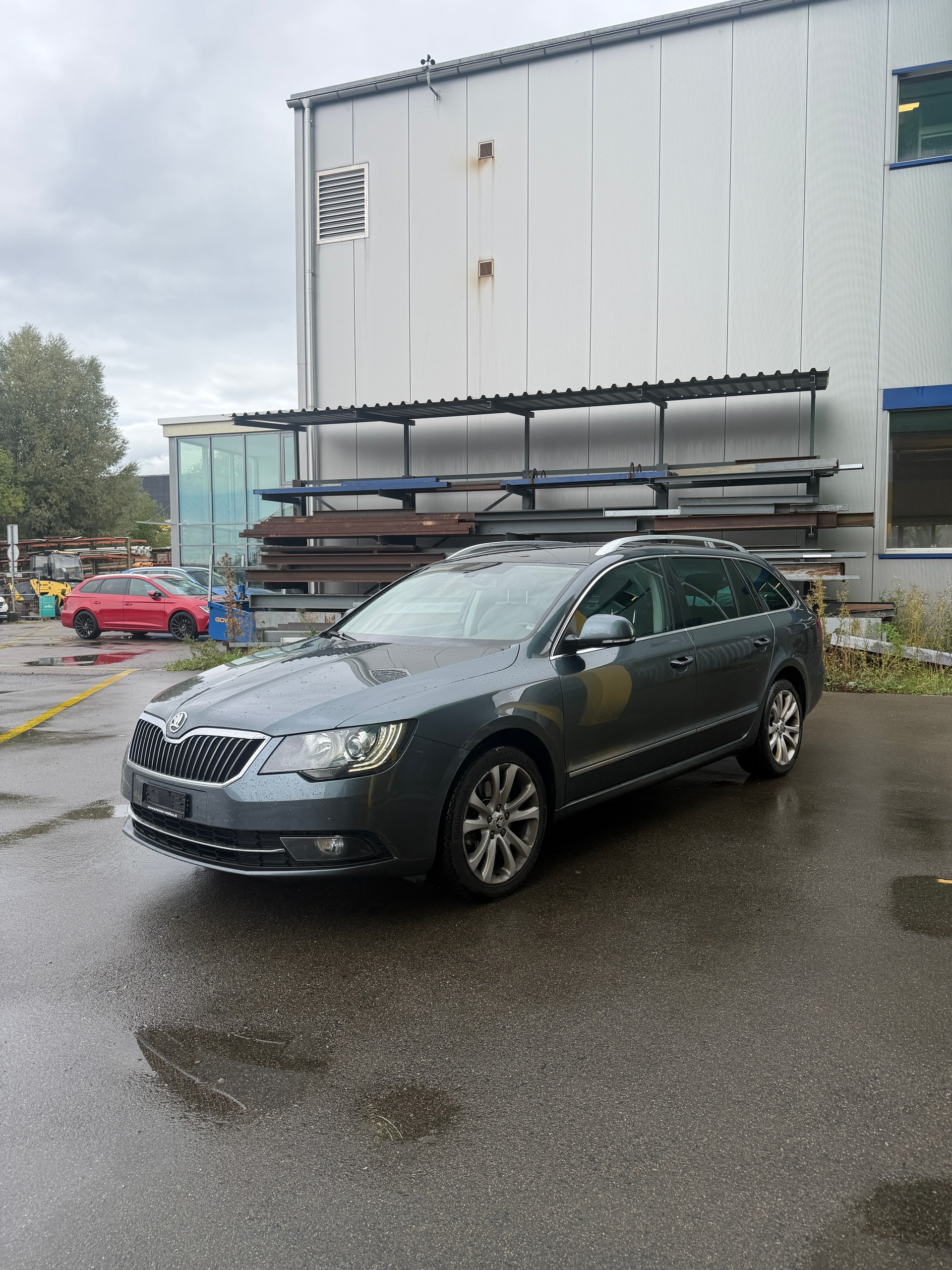 SKODA Superb Combi 1.8 TSI Ambition 4x4-image-2