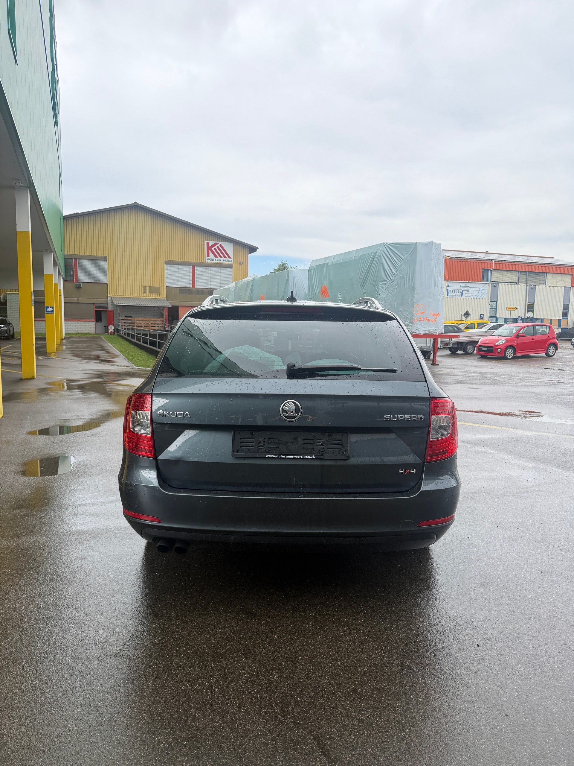 SKODA Superb Combi 1.8 TSI Ambition 4x4-image-5