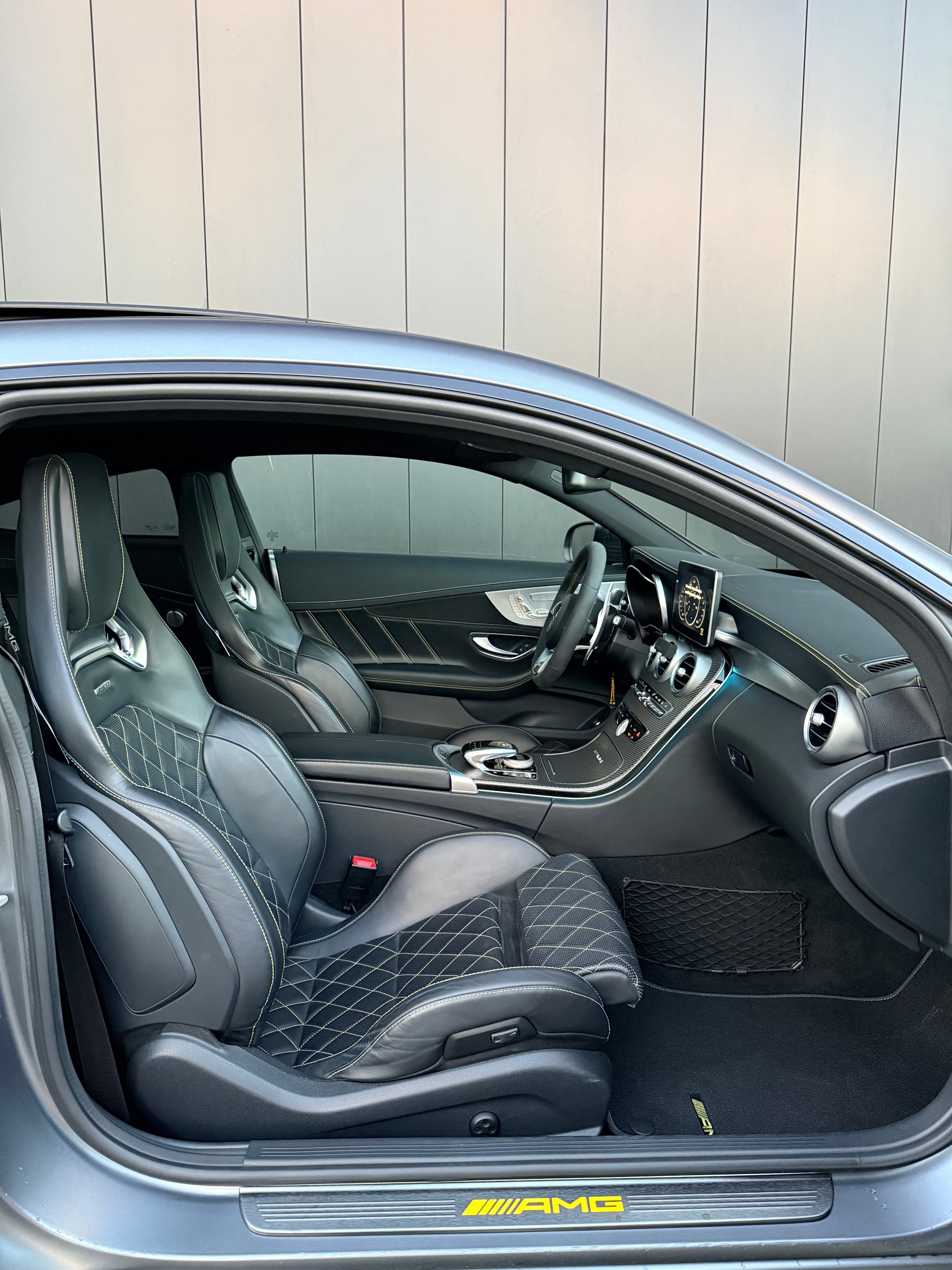 MERCEDES-BENZ C 63 S AMG Edition 1 Speedshift-image-4