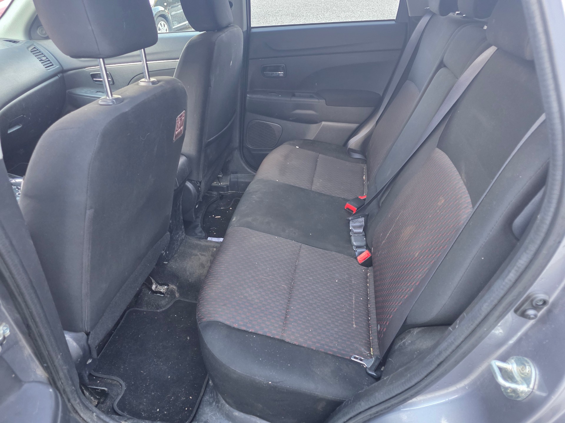 MITSUBISHI ASX 2.2 DID Style 4WD Automatic-image-11