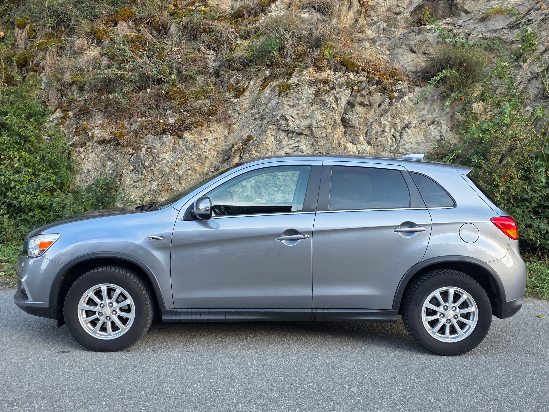 MITSUBISHI ASX 2.2 DID Style 4WD Automatic-image-1