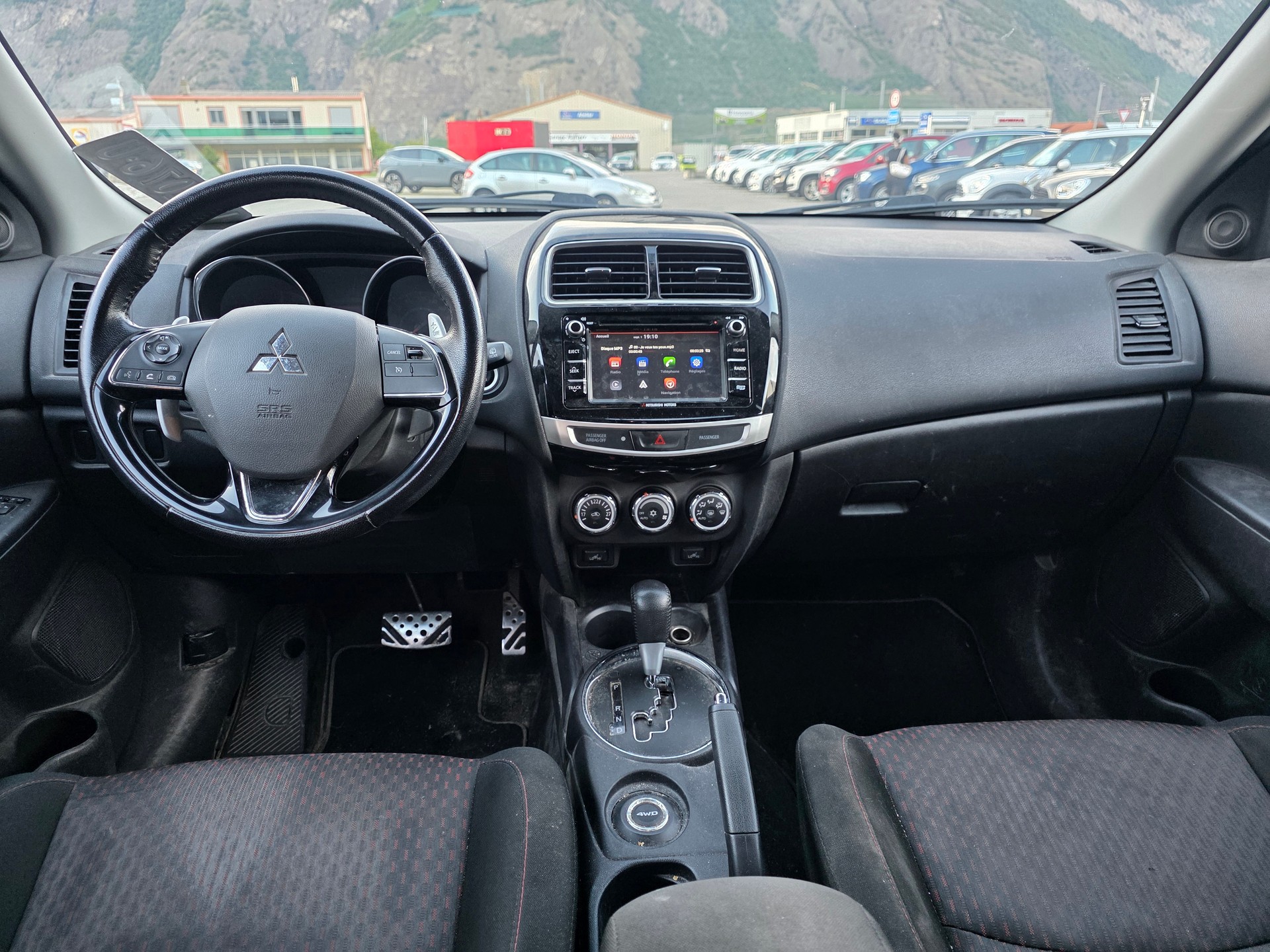 MITSUBISHI ASX 2.2 DID Style 4WD Automatic-image-9