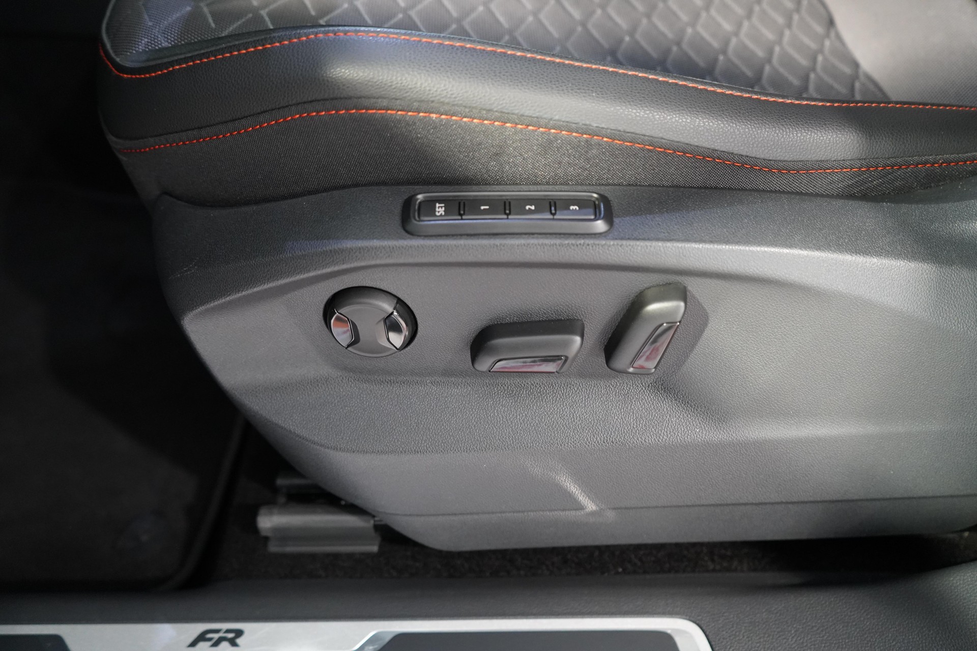 SEAT Tarraco 2.0 TSI Hola FR 4Drive DSG-image-16