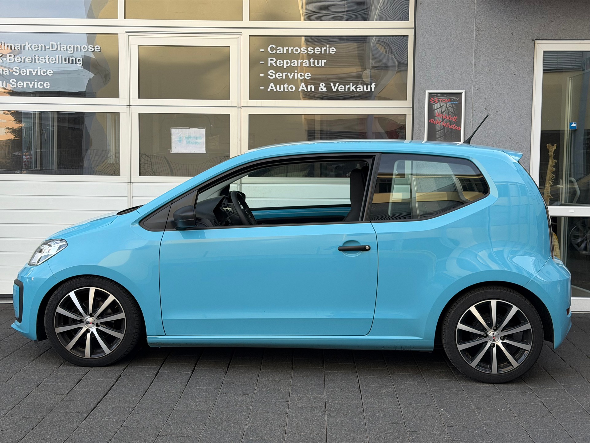 VW Up 1.0 move up*Frisch ab MFK&Service*8-Fach Räder*Top gepflegtes CH-FHZ*-image-1