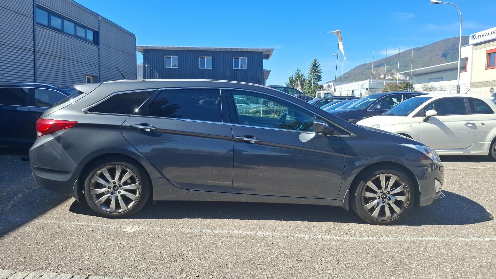HYUNDAI i40 Wagon 1.7 CRDI ISG Comfort-image-1