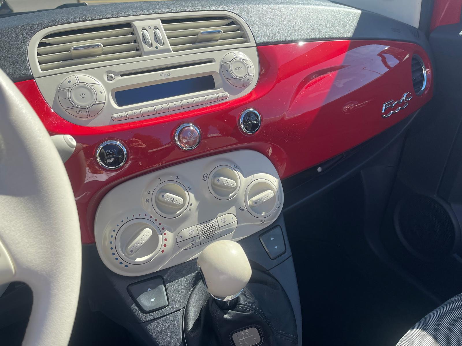 FIAT 500C 0.9 T TwinAir Lounge-image-10
