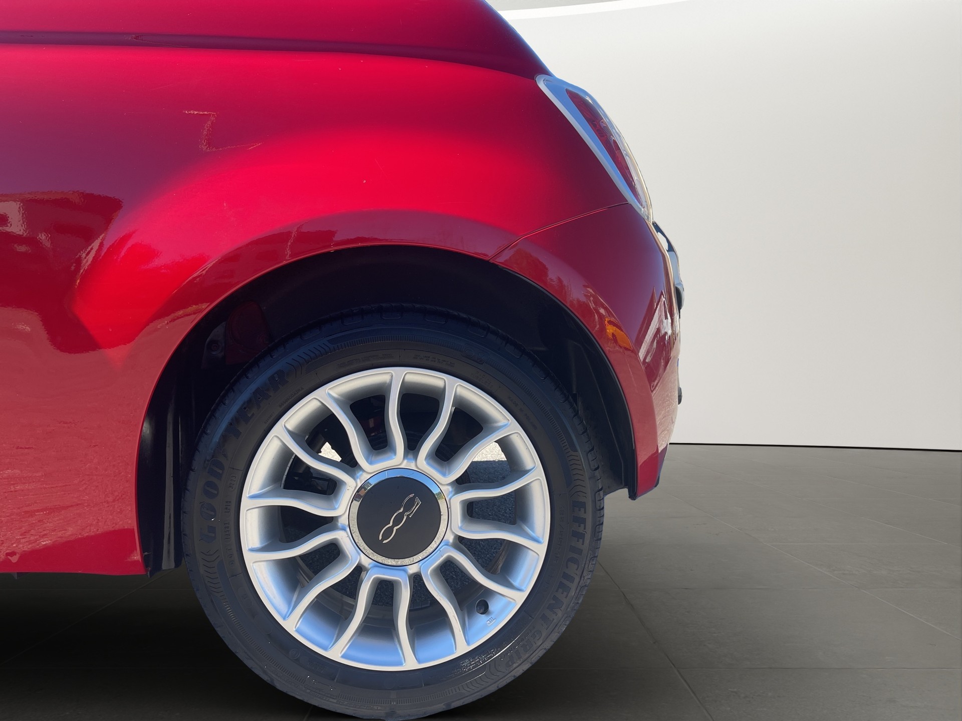 FIAT 500C 0.9 T TwinAir Lounge-image-22