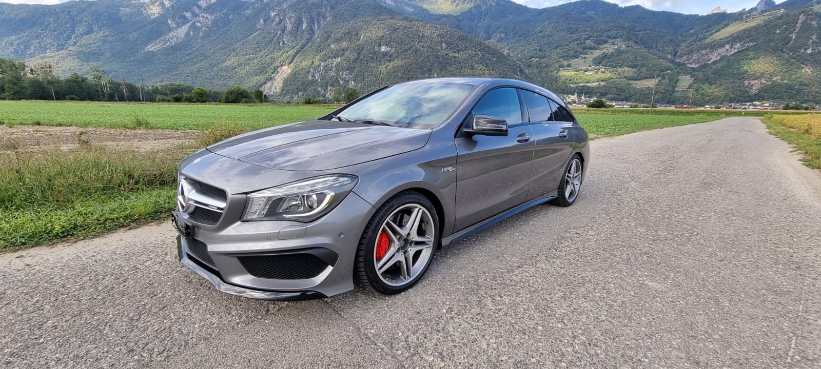 MERCEDES-BENZ CLA Shooting Brake 45 AMG 4Matic Speedshift-image-9