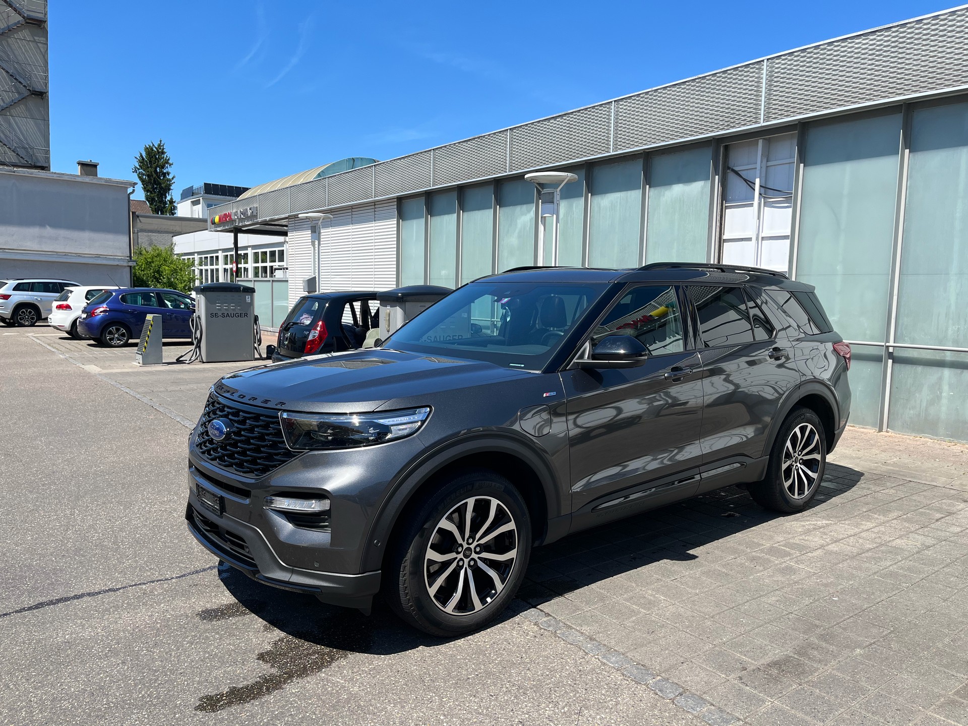 FORD 3.0 V6 Plug-in Hybrid ST-Line-image-1