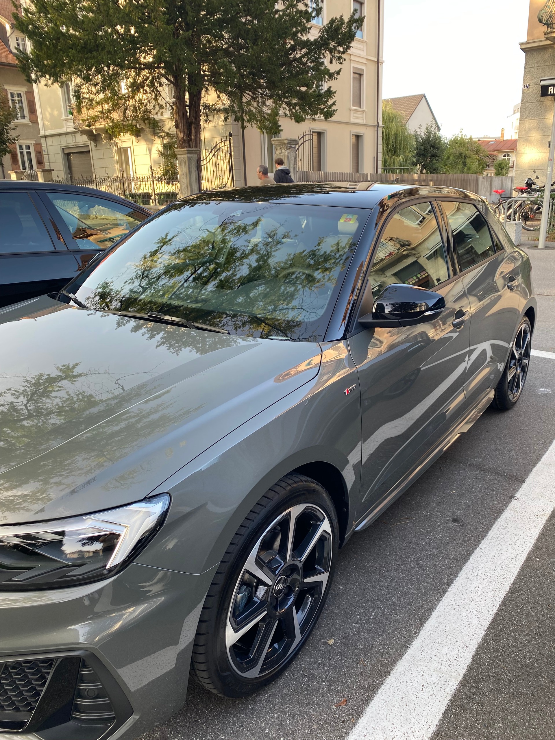 AUDI Sportback 35 TFSI S line-image-2