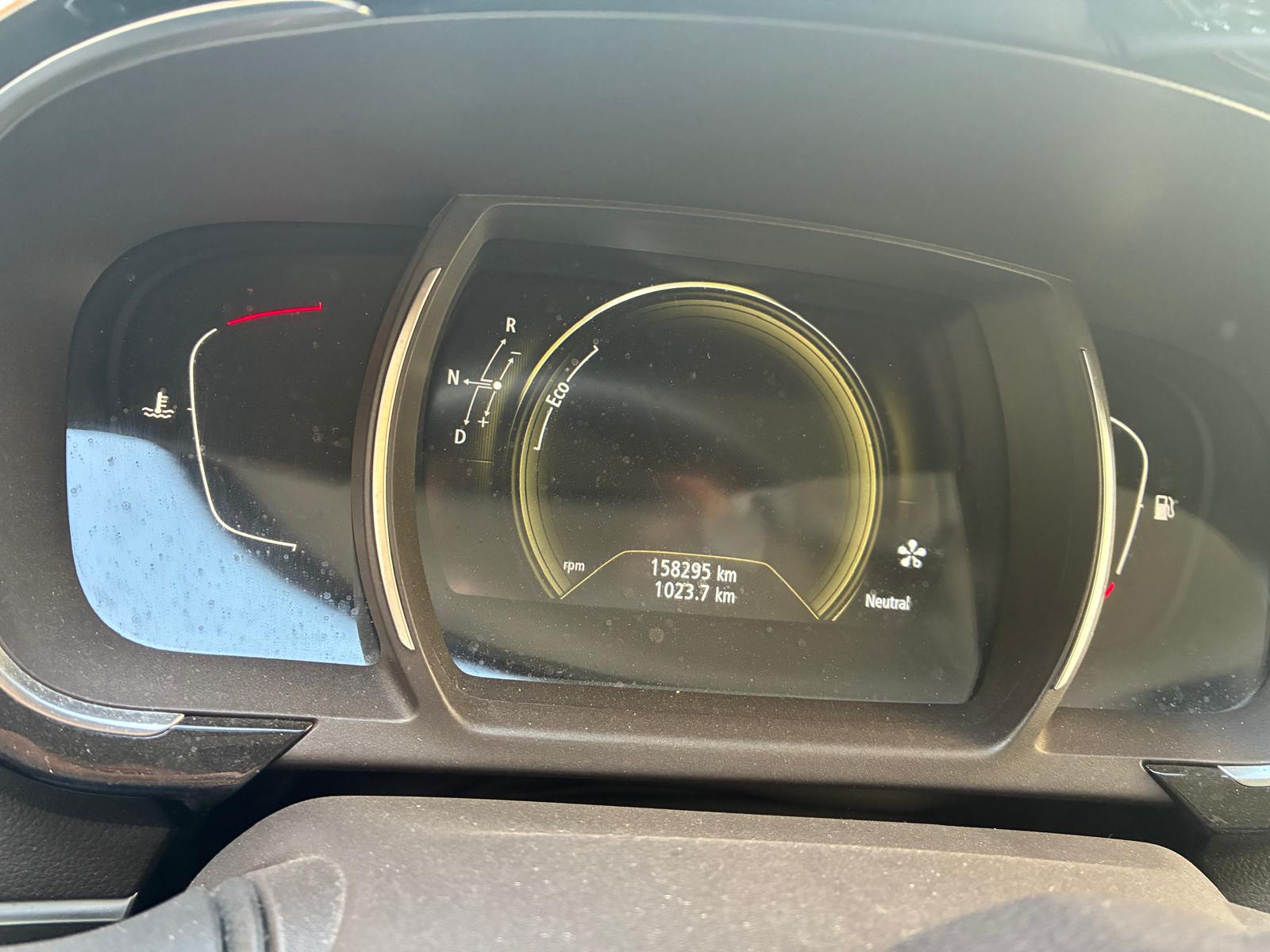 RENAULT Espace 1.6 dCi Intens EDC-image-8