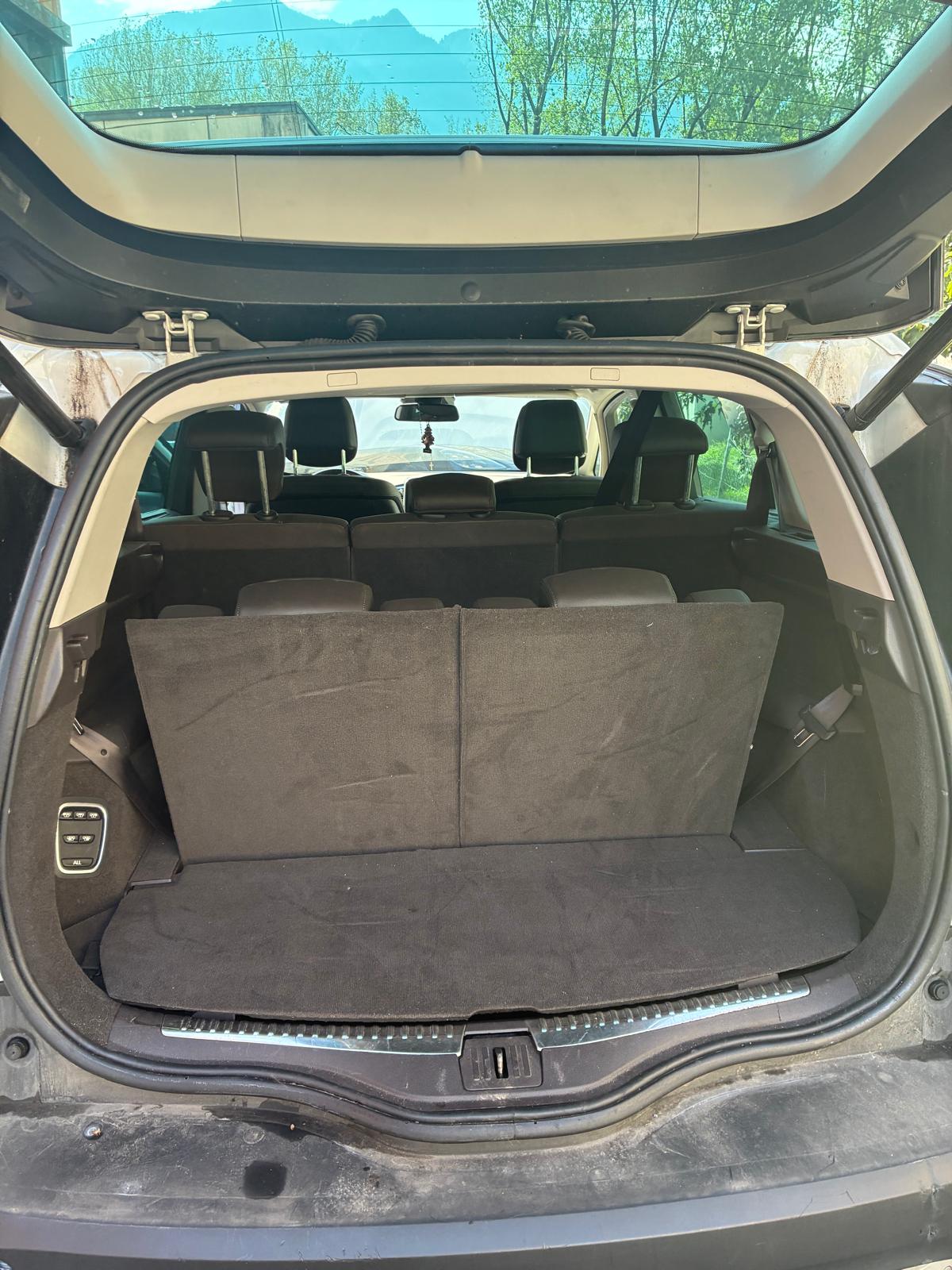 RENAULT Espace 1.6 dCi Intens EDC-image-11