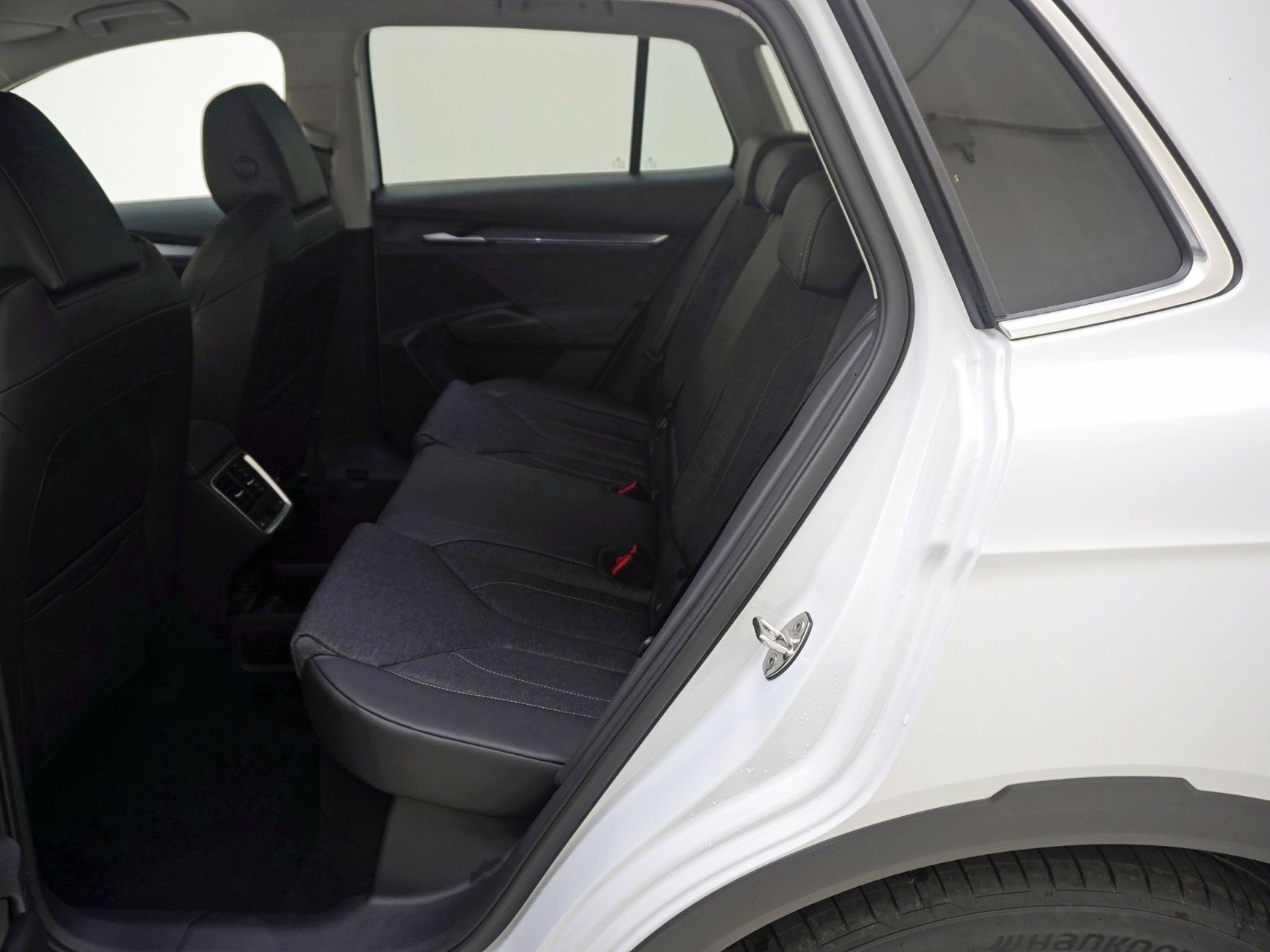 SKODA Elroq 85x Selection Loft-Plus 4x4-image-12