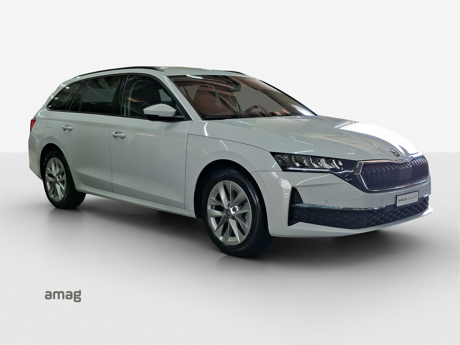 SKODA Octavia Combi 1.5 TSI mHEV DSG Dynamic-image-5