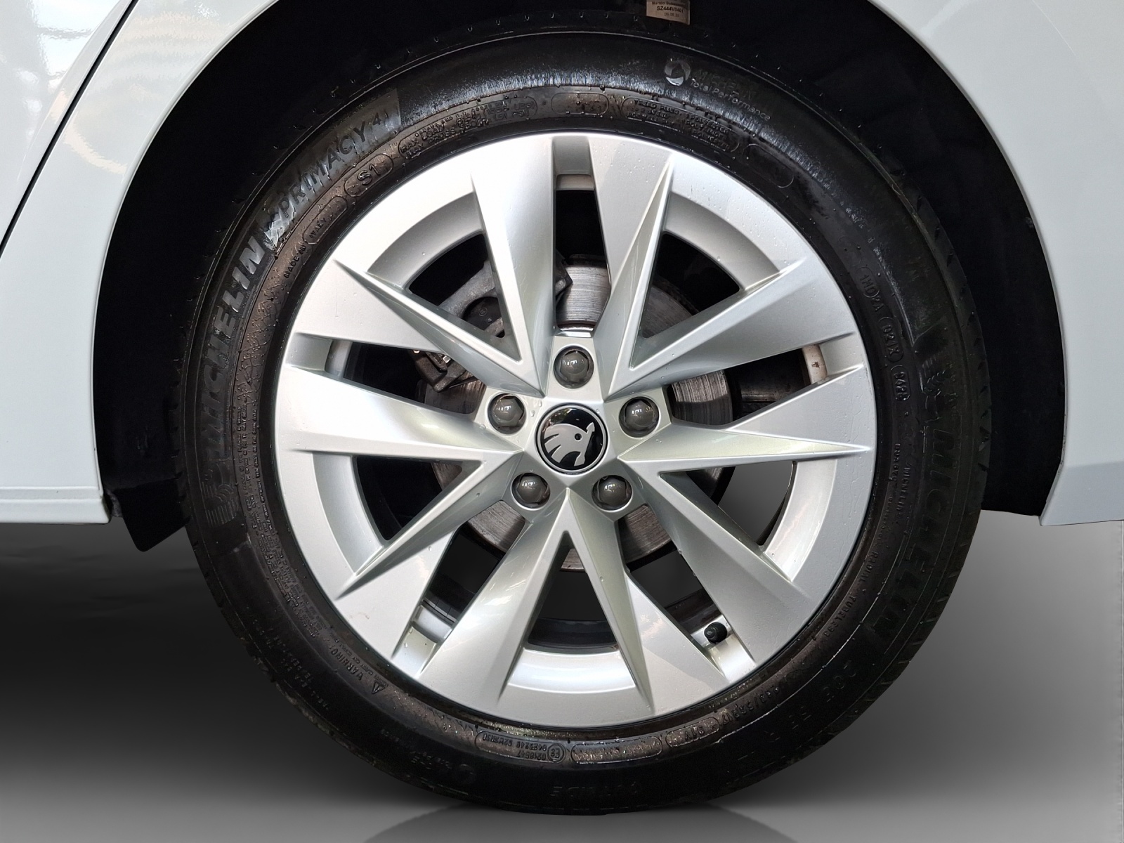 SKODA Octavia Combi 1.5 TSI mHEV DSG Dynamic-image-13