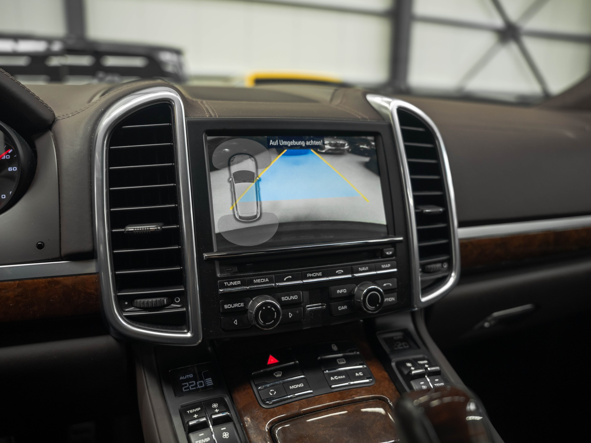 PORSCHE Cayenne GTS-image-25