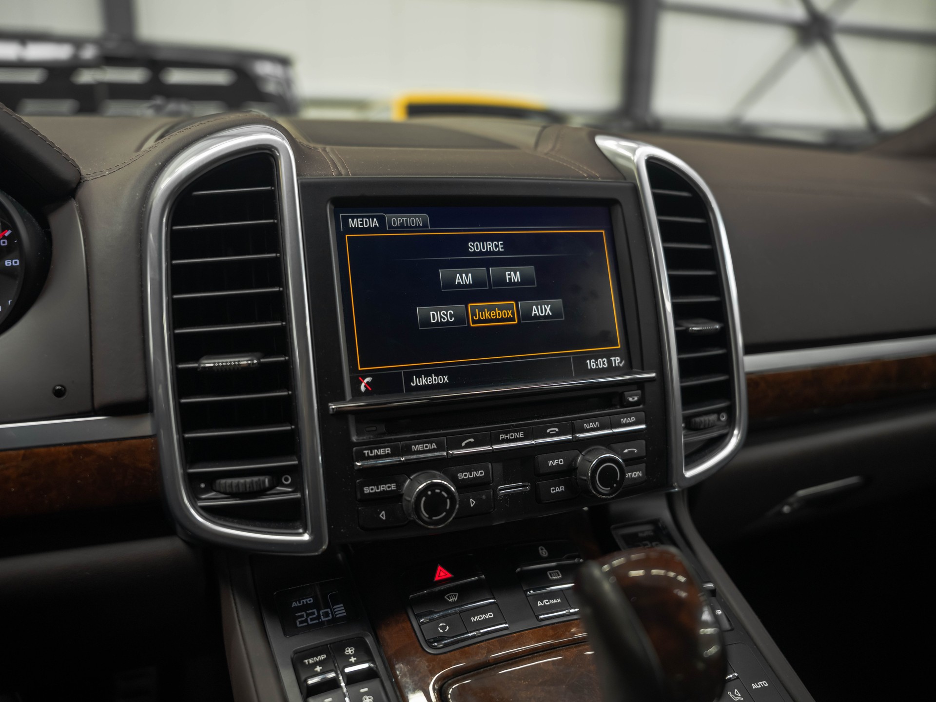 PORSCHE Cayenne GTS-image-27