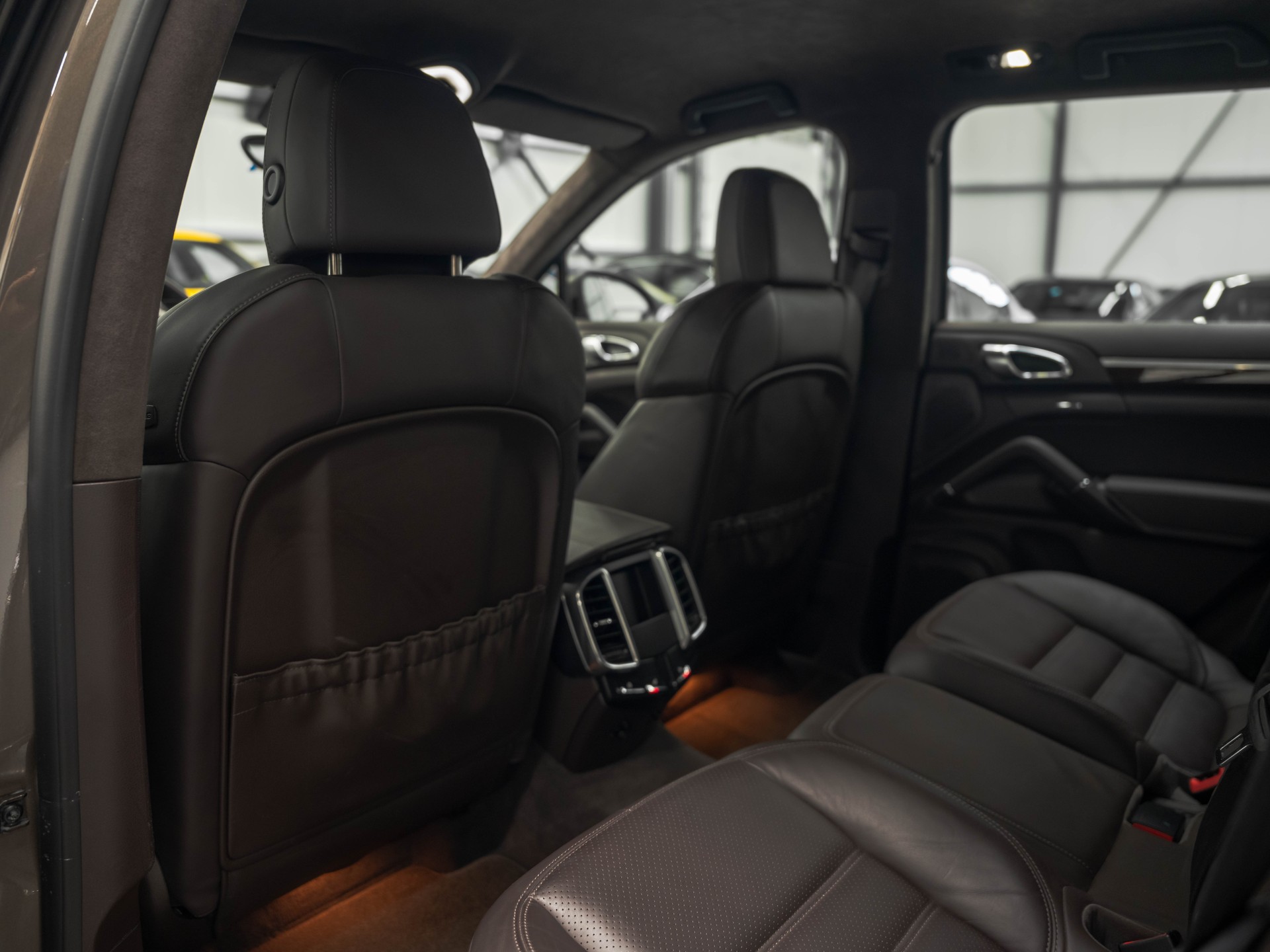 PORSCHE Cayenne GTS-image-10