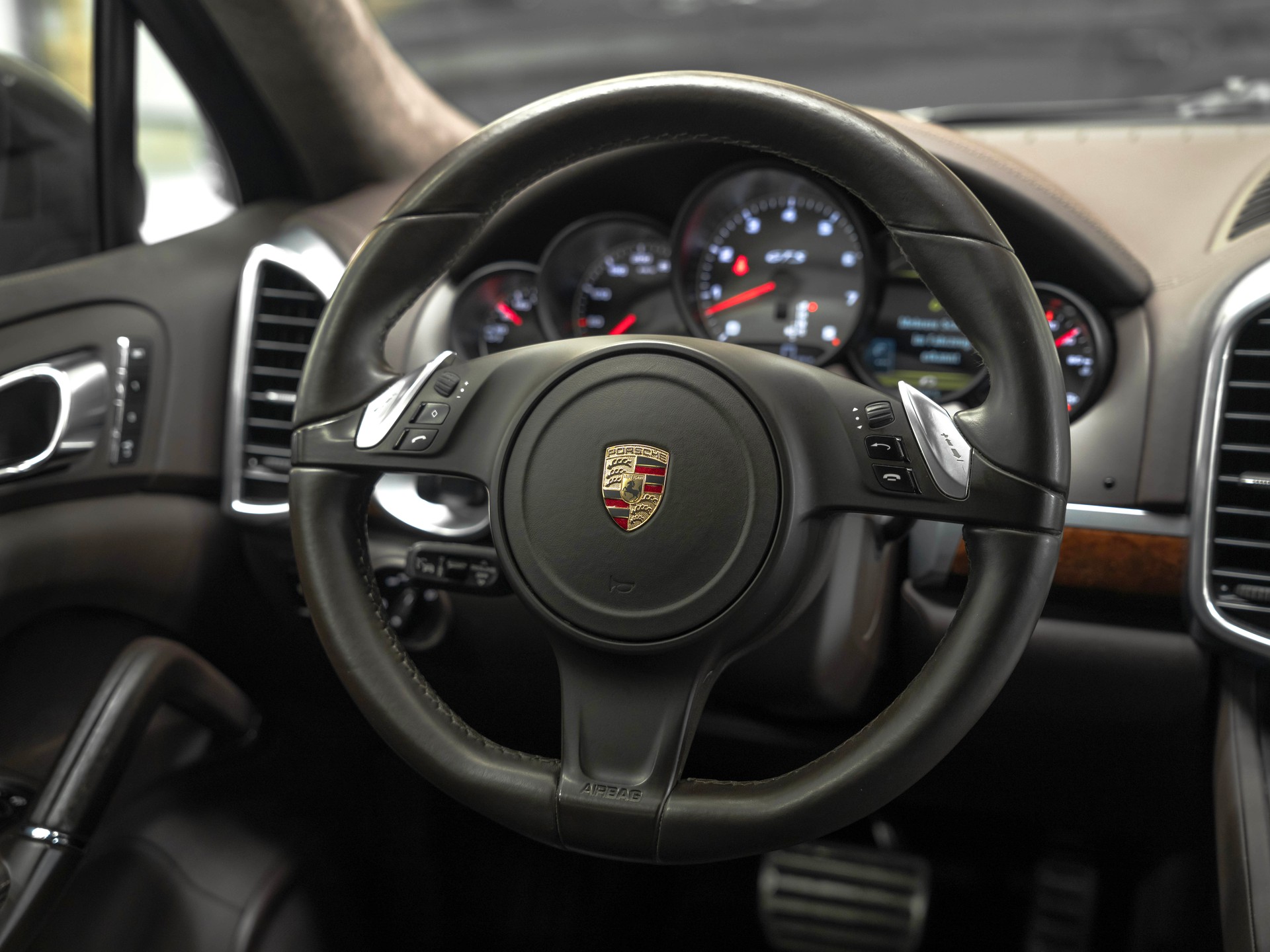 PORSCHE Cayenne GTS-image-22