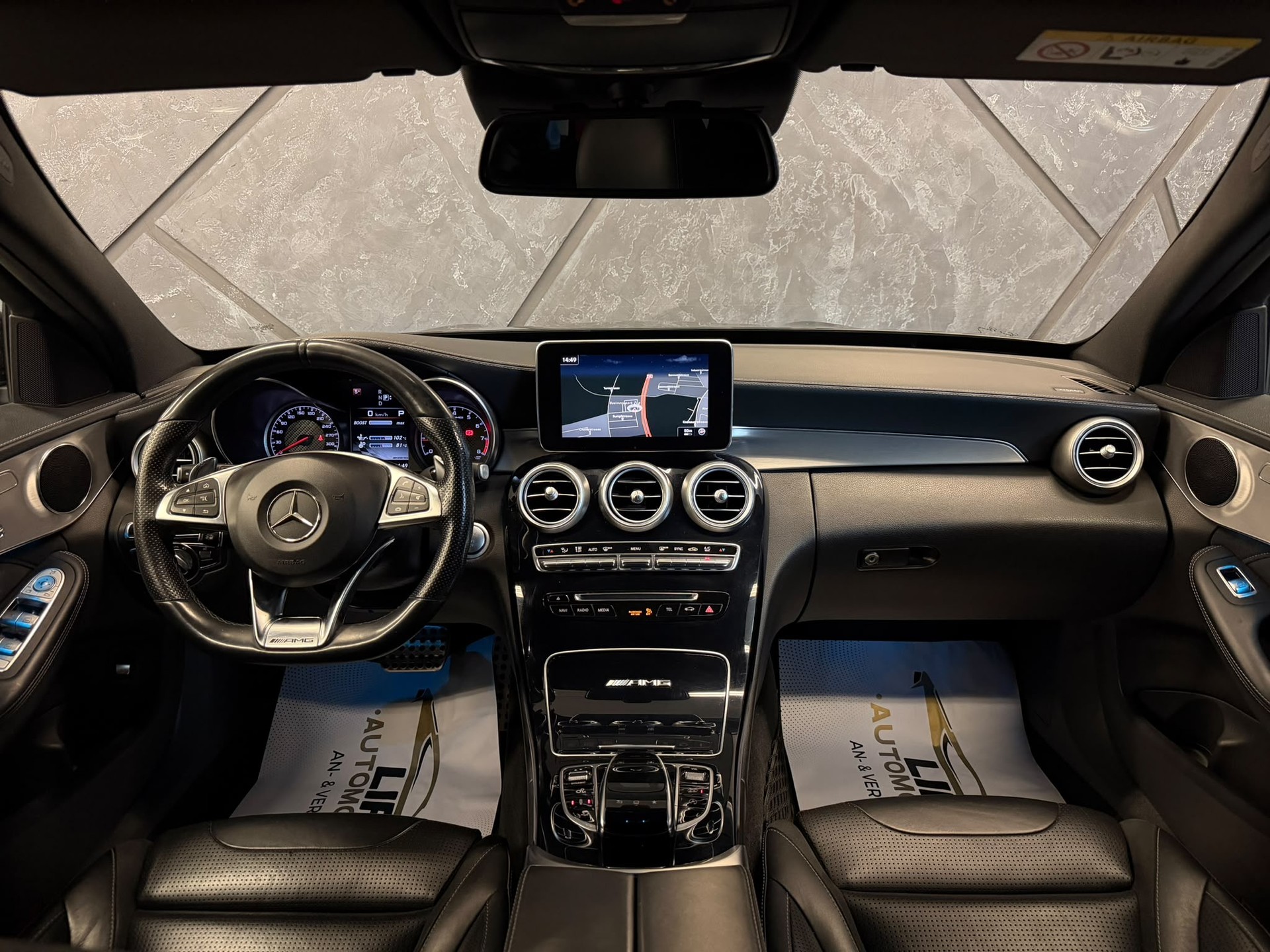 MERCEDES-BENZ C 63 AMG Speedshift-image-8