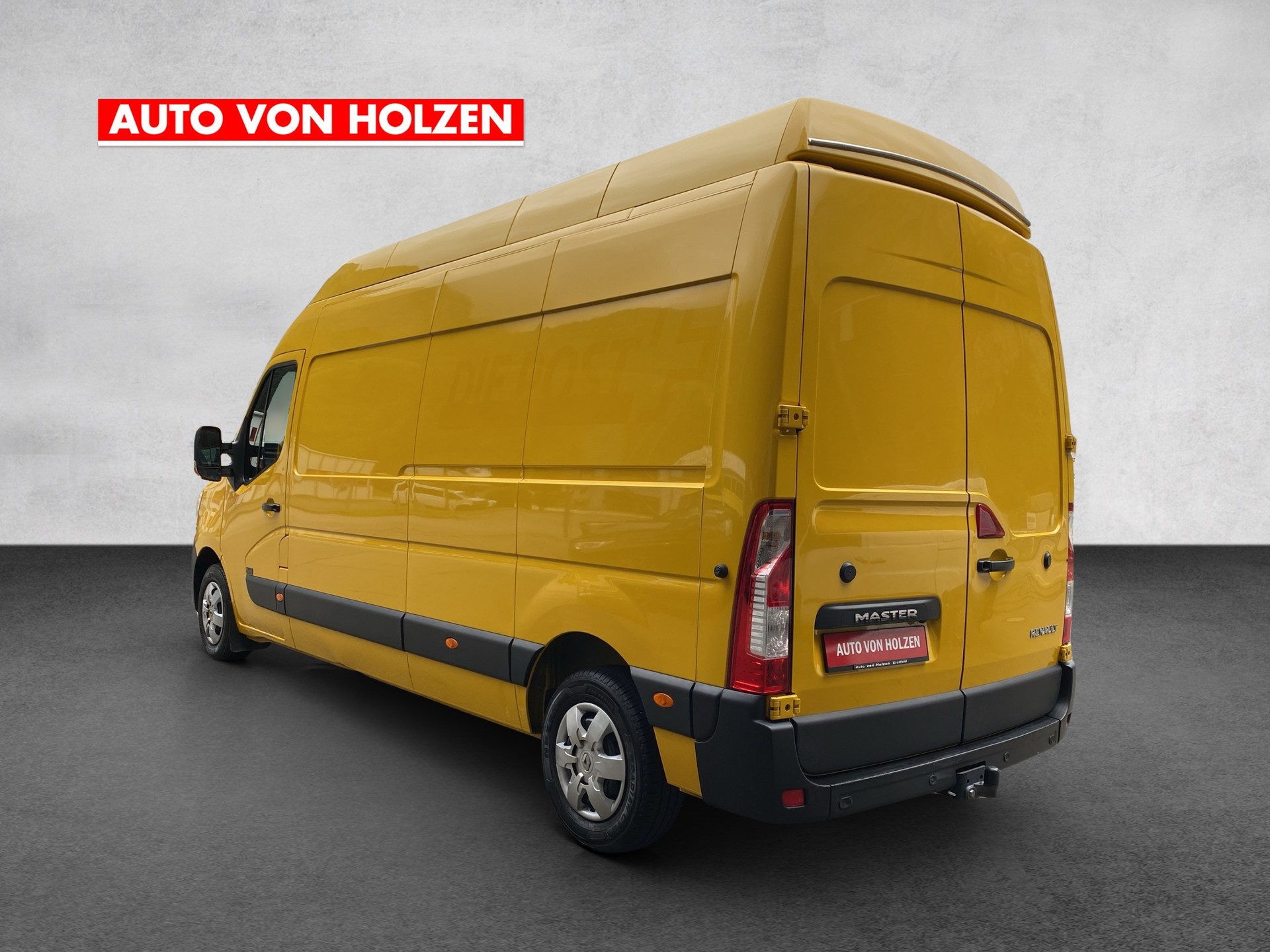 RENAULT Master T35 2.3dCi 135 L3H3-image-1