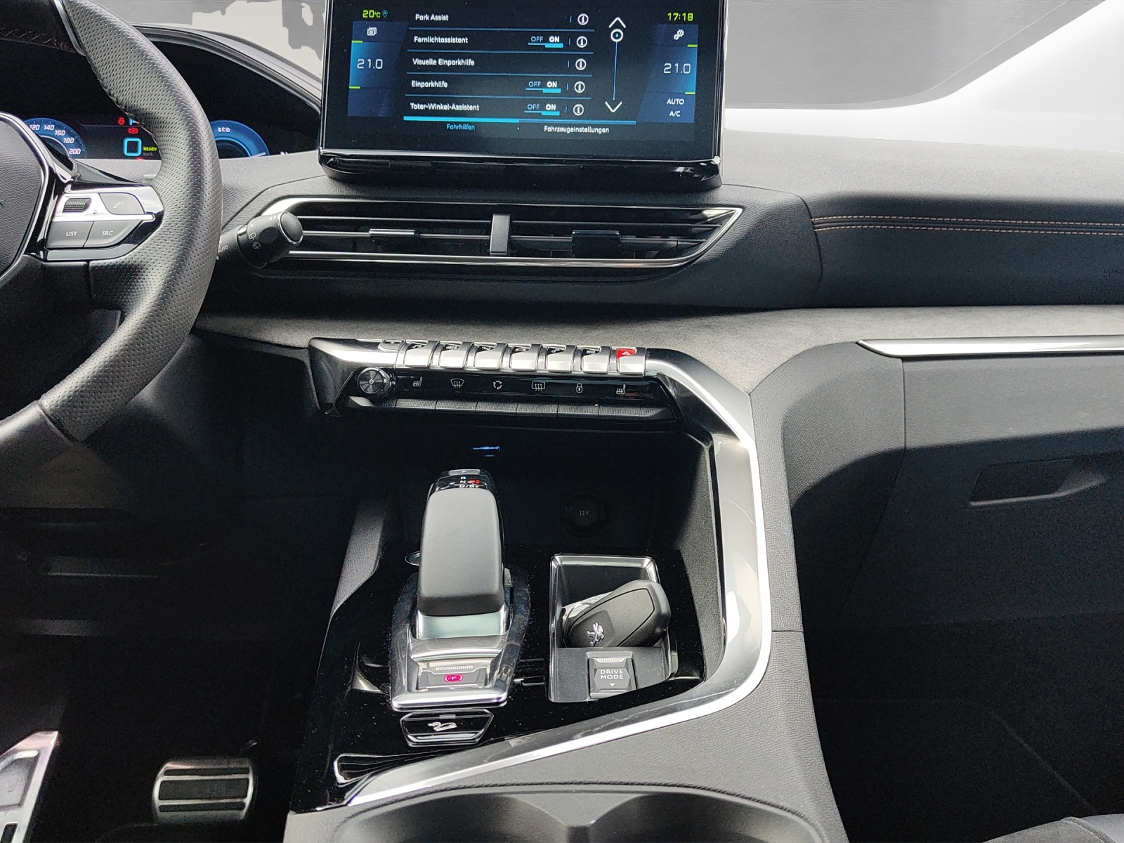PEUGEOT 3008 1.6 Plug-in Hybrid4 GT Pack-image-8