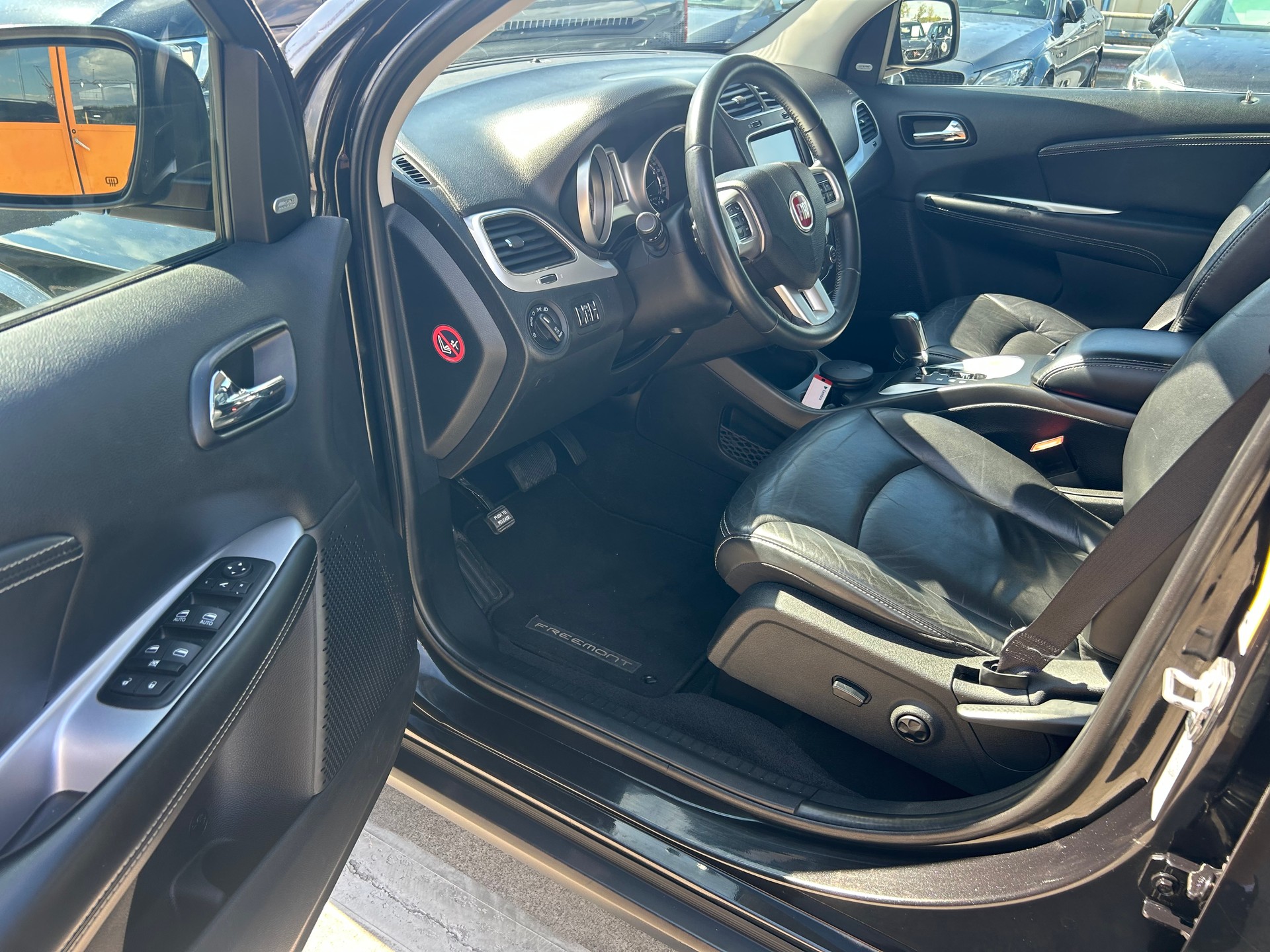 FIAT Freemont 2.0 MJ Lounge AWD Automat-image-12