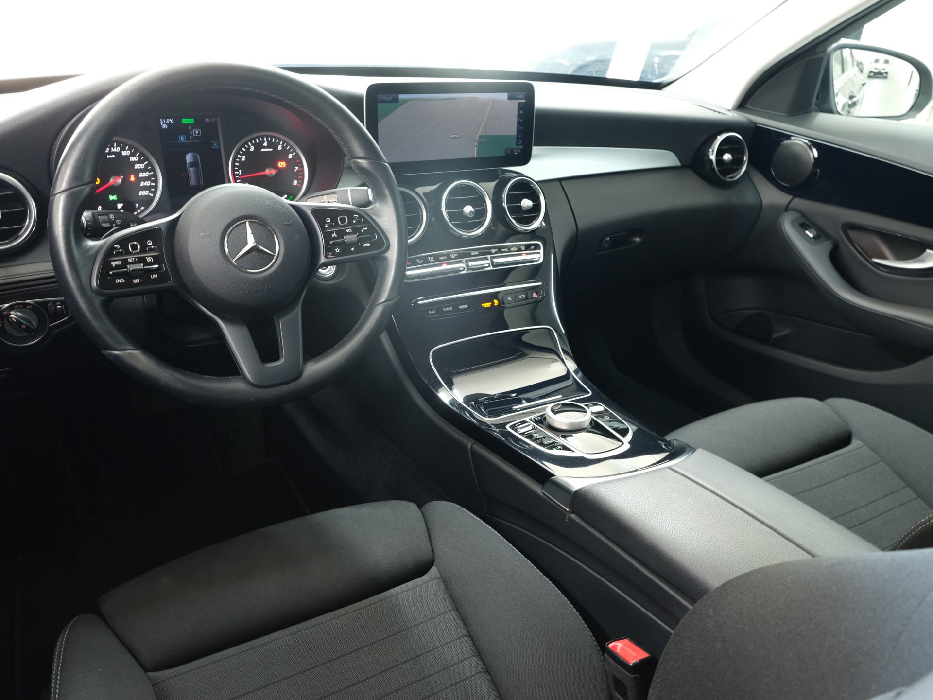 MERCEDES-BENZ C 200 Swiss Star 4M 9G-Tronic *Rückfahrkamera*-image-25