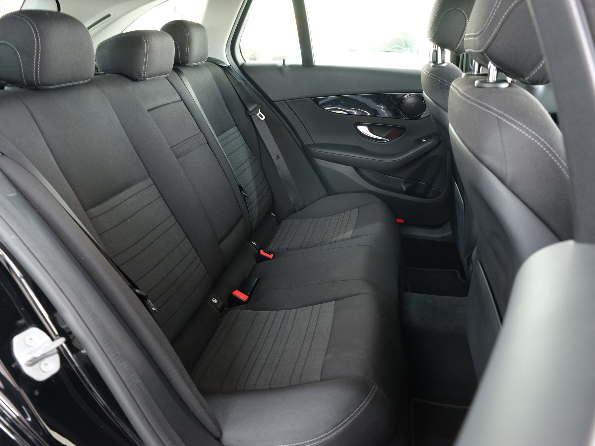 MERCEDES-BENZ C 200 Swiss Star 4M 9G-Tronic *Rückfahrkamera*-image-27