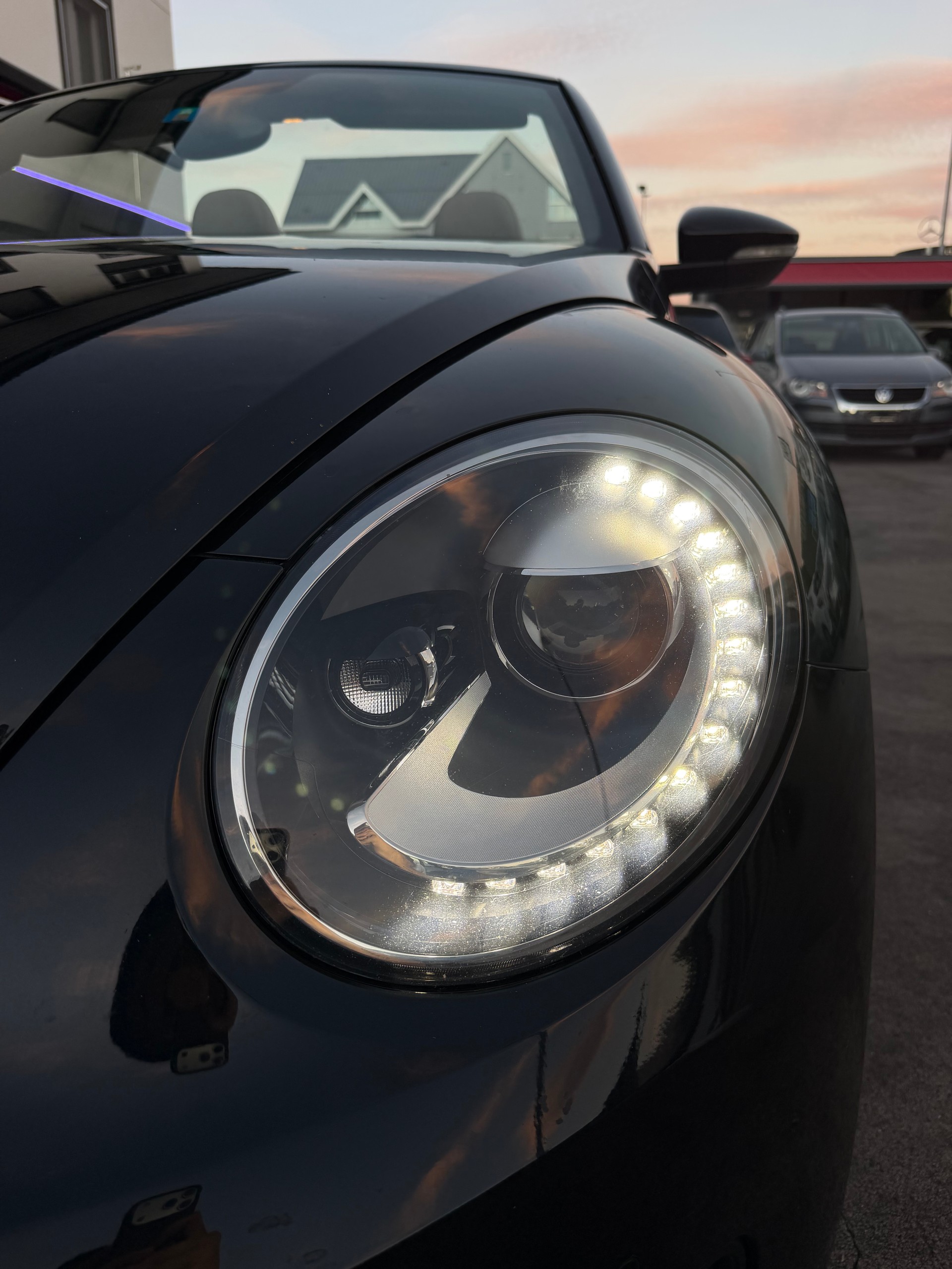 VW Beetle Cabrio 1.2 TSI BMT Design-image-9