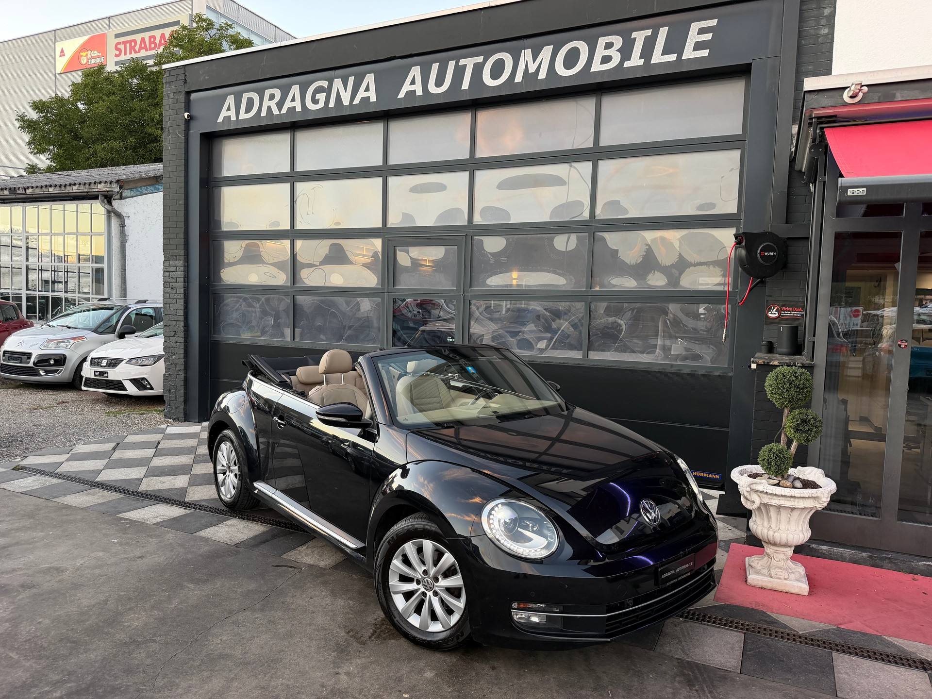 VW Beetle Cabrio 1.2 TSI BMT Design-image-2