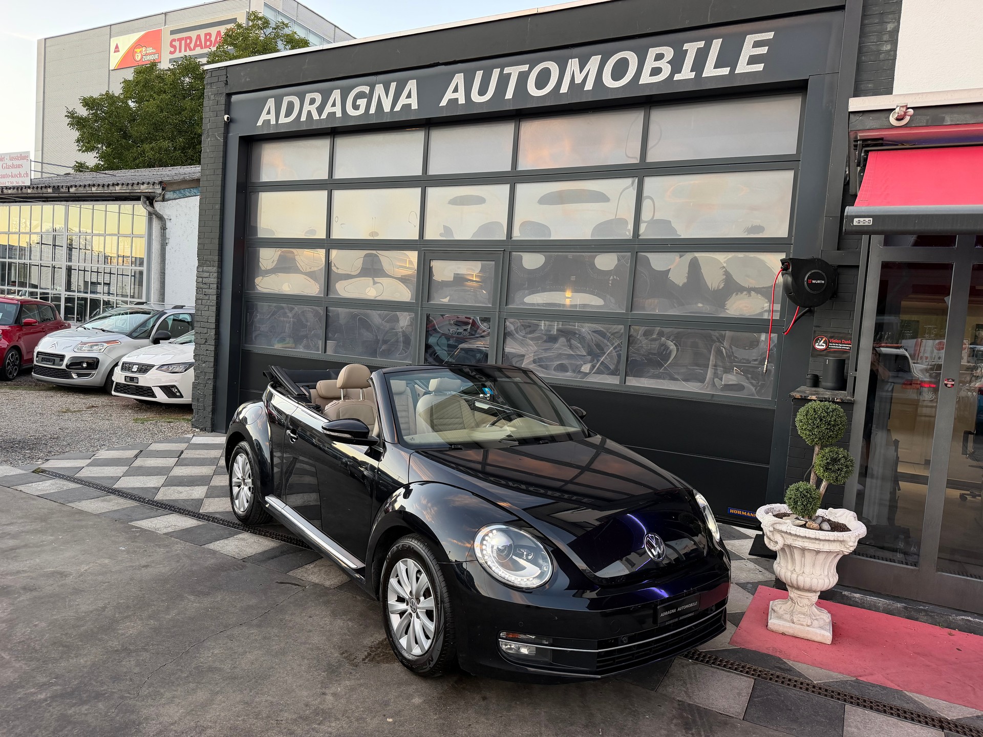 VW Beetle Cabrio 1.2 TSI BMT Design-image-1