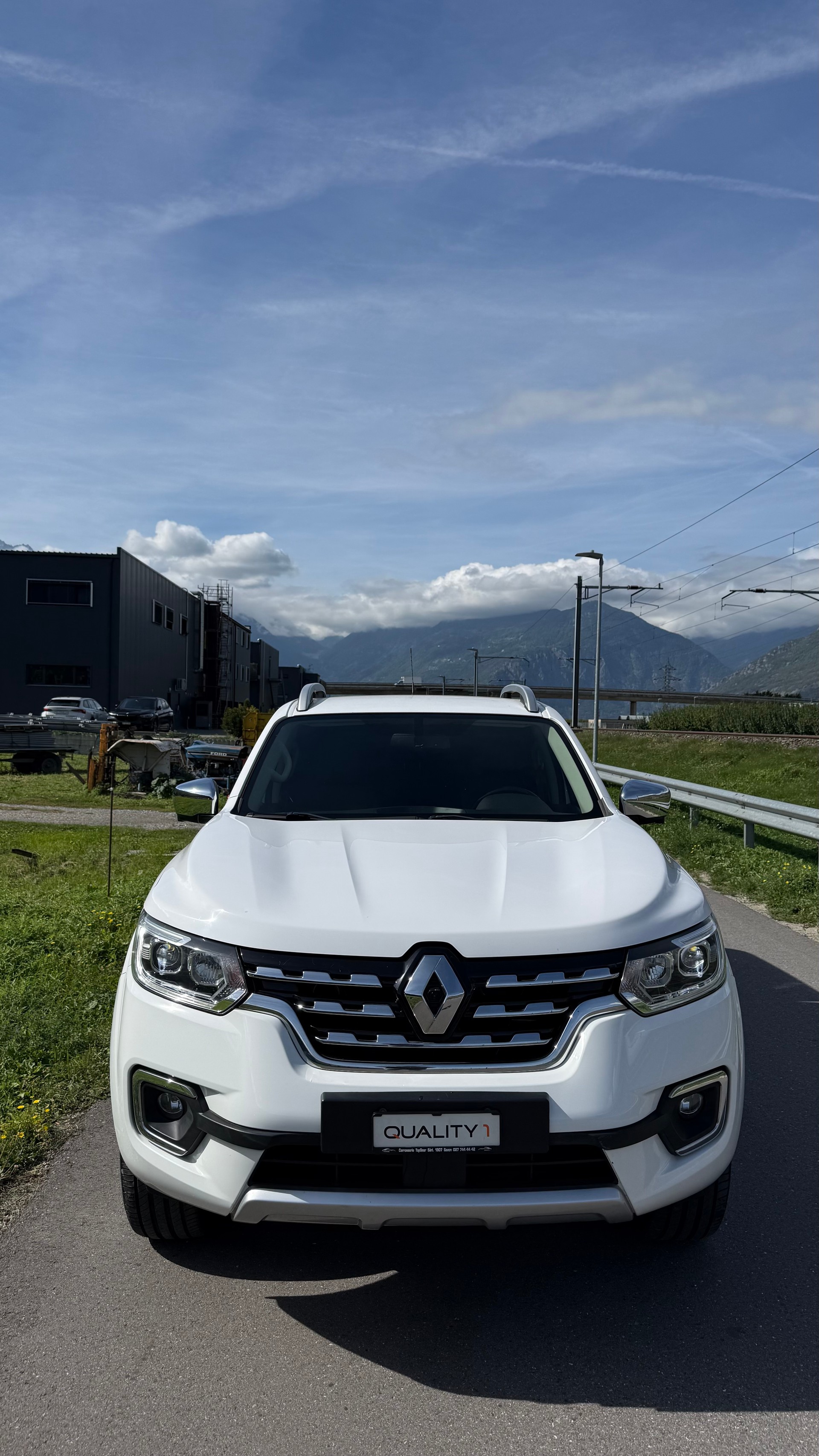 RENAULT Alaskan DC Twin Turbo dCi 190 4WD Intens A-image-1