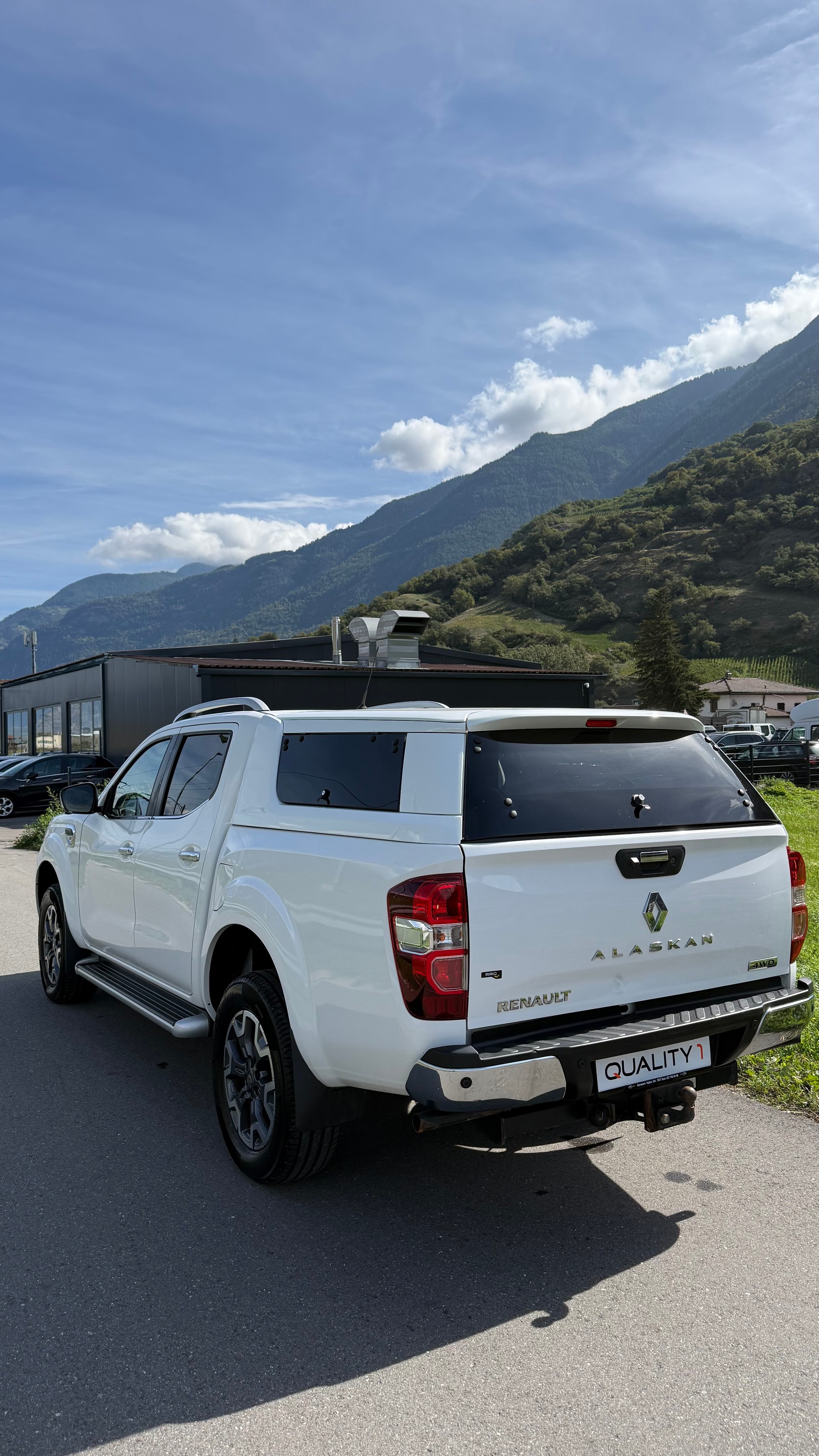 RENAULT Alaskan DC Twin Turbo dCi 190 4WD Intens A-image-5