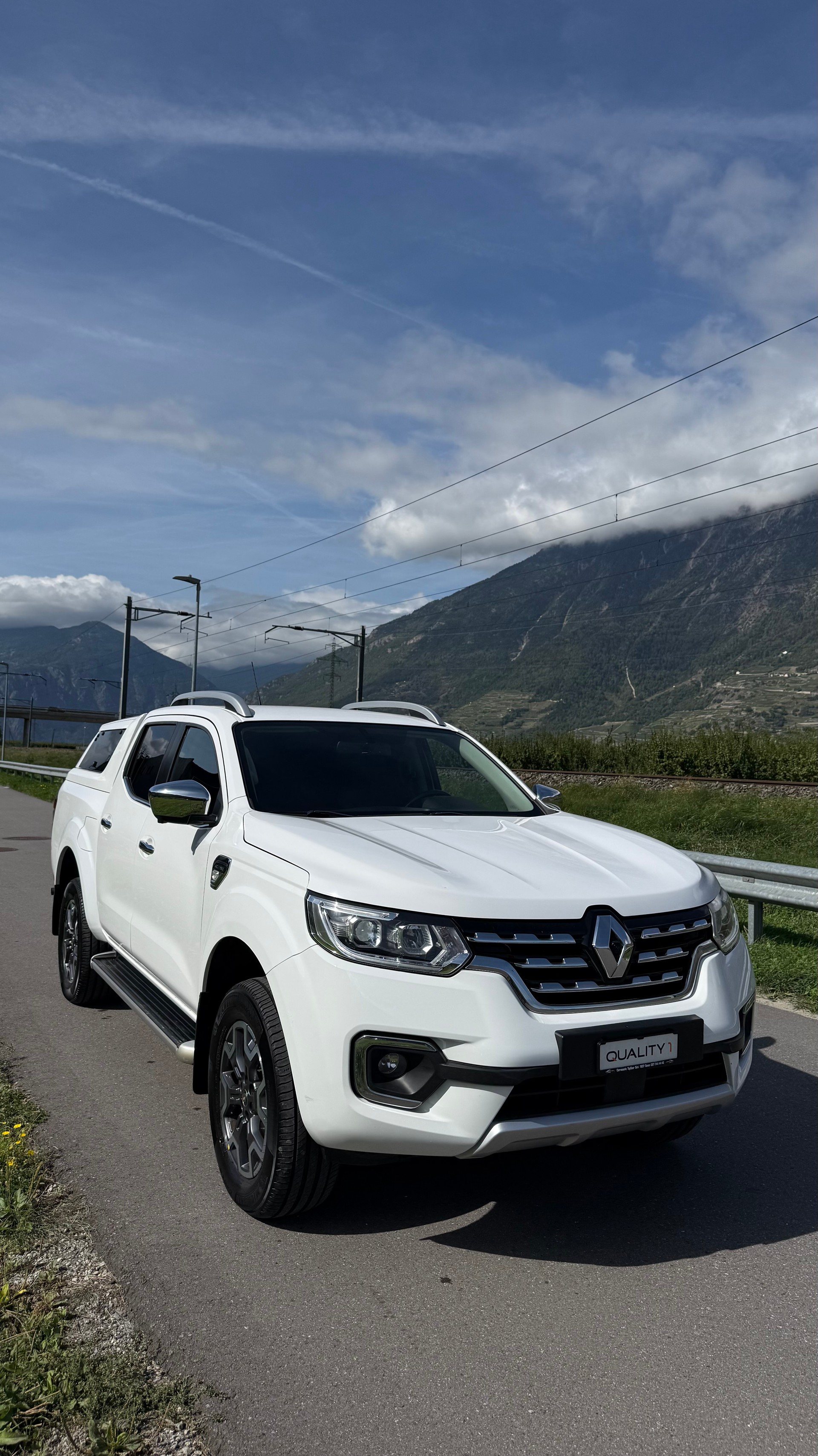 RENAULT Alaskan DC Twin Turbo dCi 190 4WD Intens A-image-2
