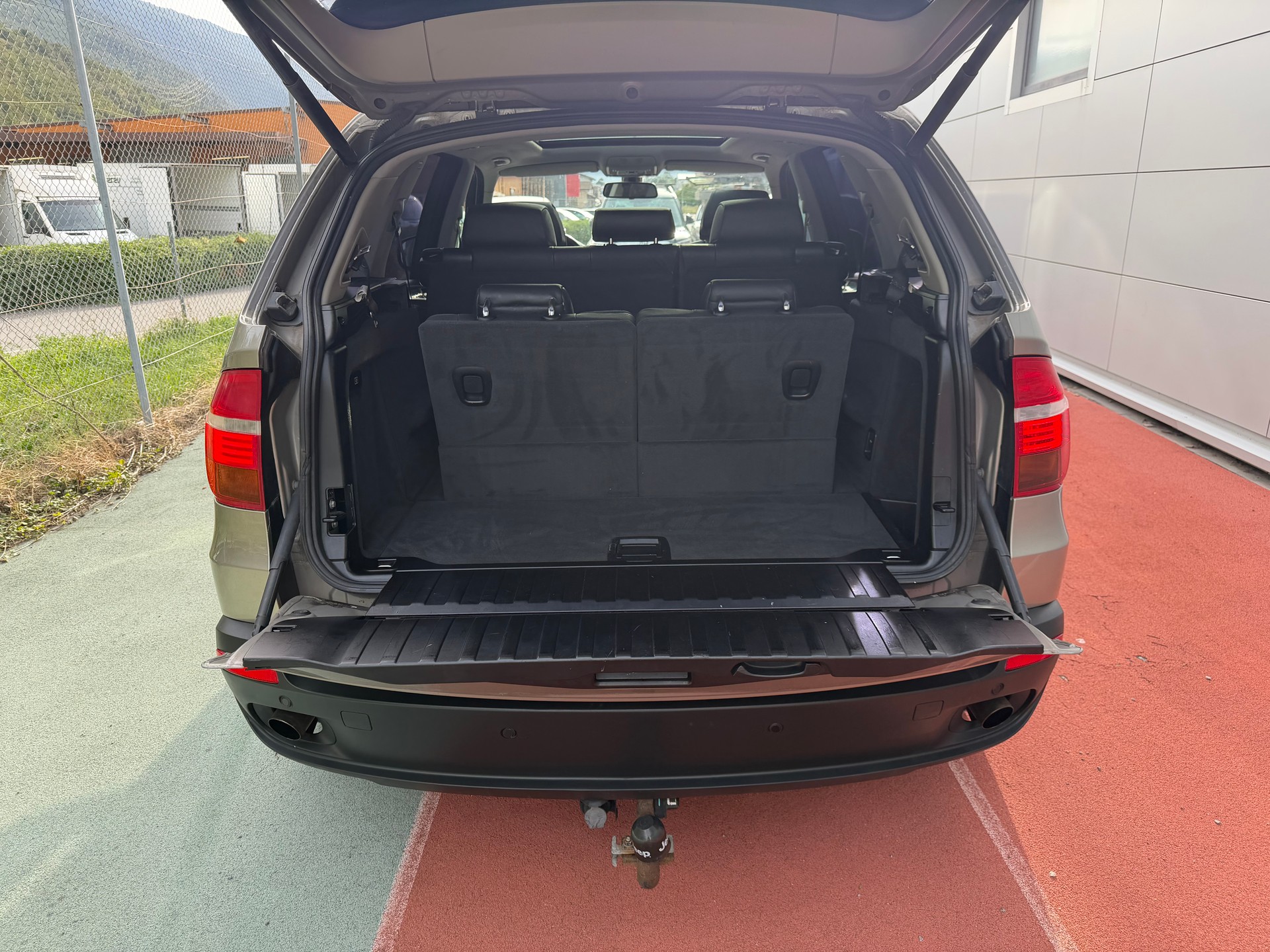 BMW X5 xDrive 30i (3.0si) Steptronic-image-14
