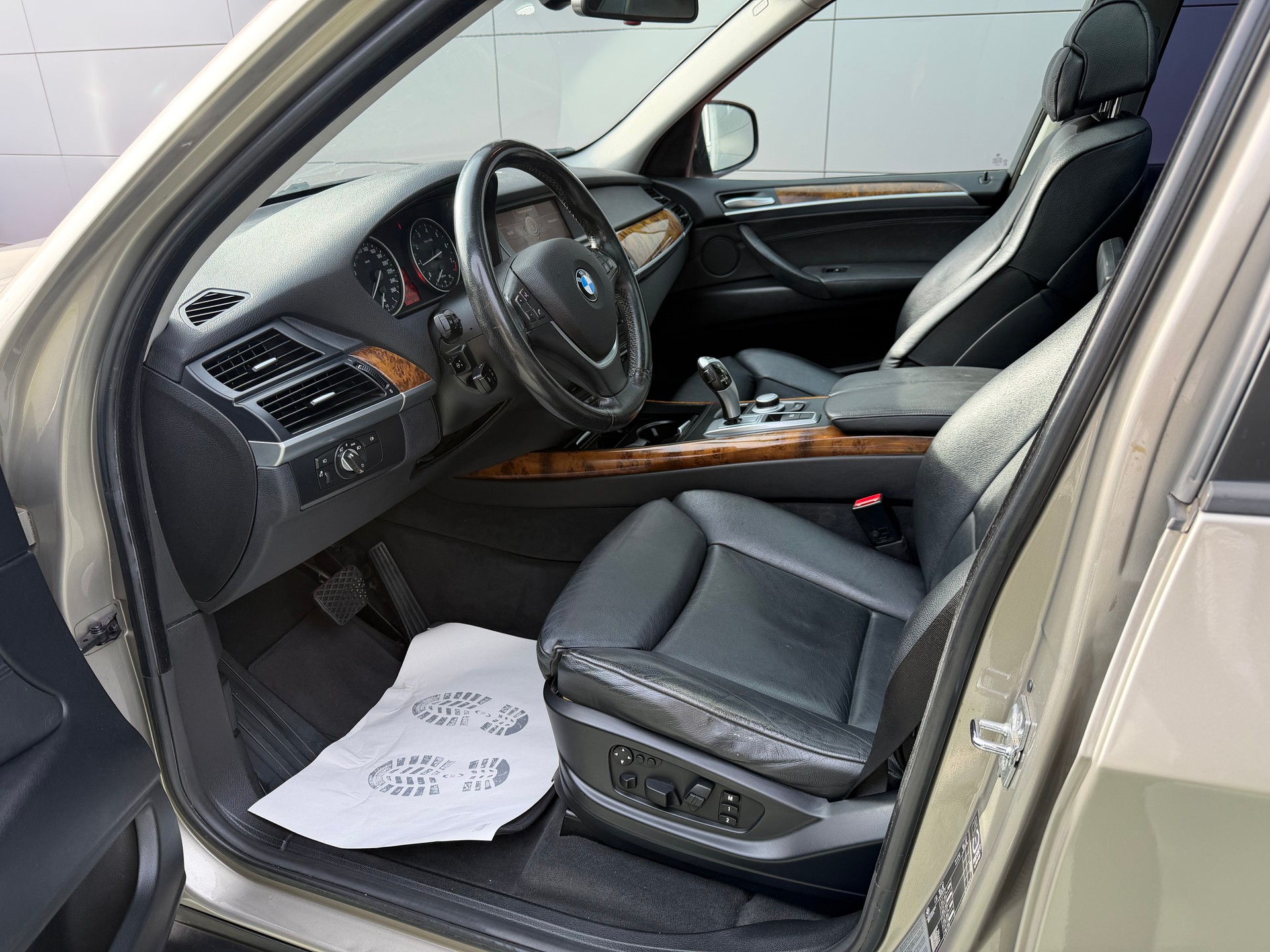 BMW X5 xDrive 30i (3.0si) Steptronic-image-8