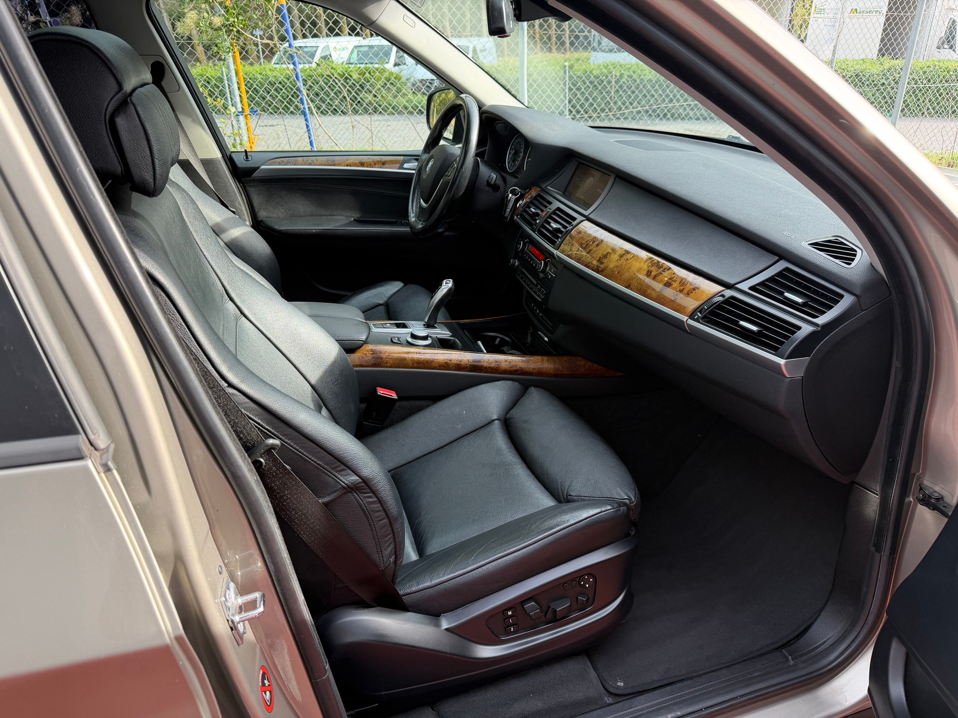 BMW X5 xDrive 30i (3.0si) Steptronic-image-9