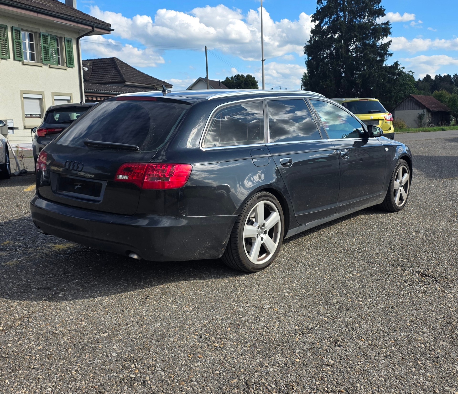 AUDI A6 Avant 3.0 V6 TDI quattro S line-image-4