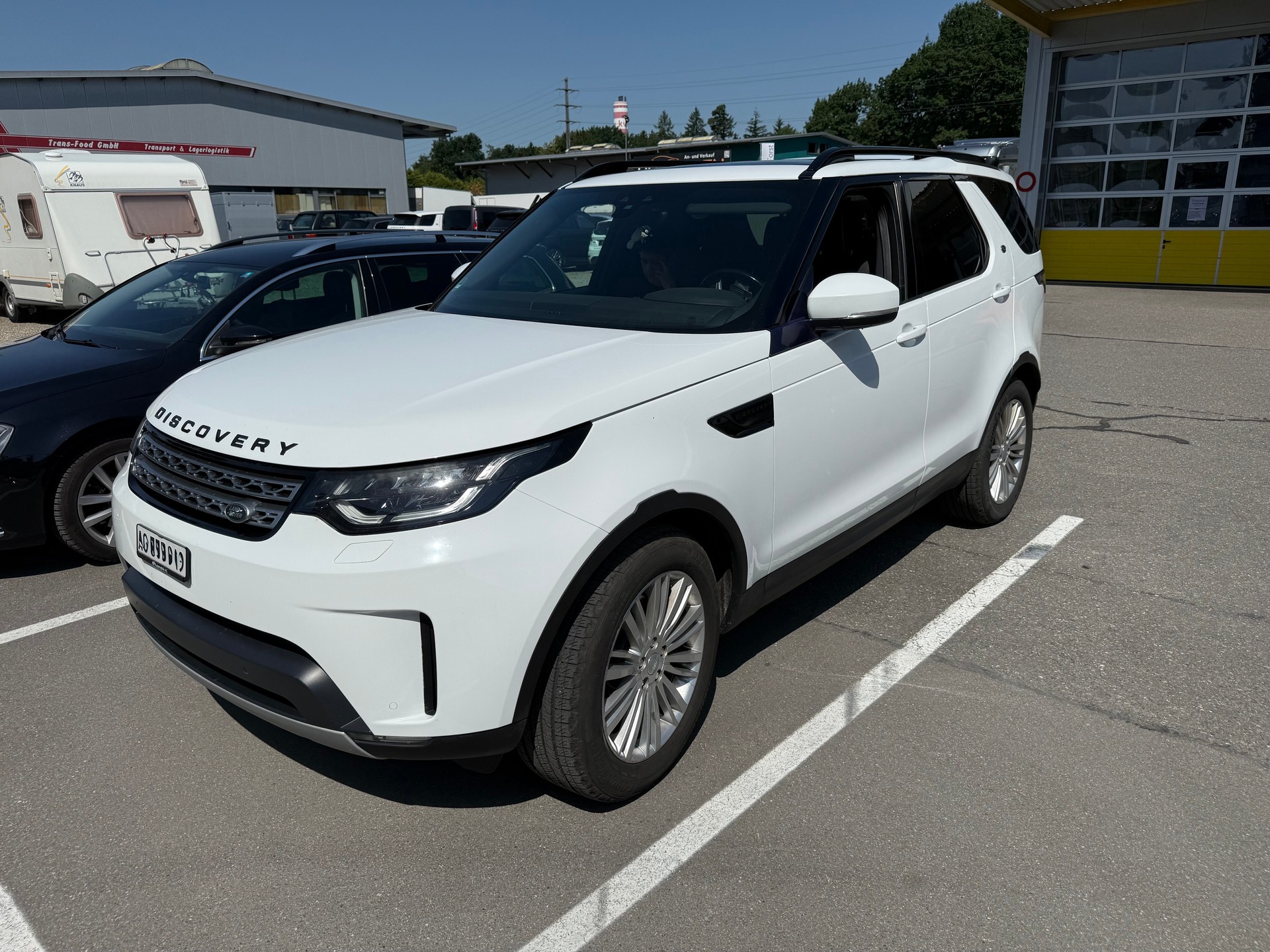 LAND ROVER 2.0 TD4 HSE Luxury *7 Sitzer*AHK*Glasschiebedach-image-0