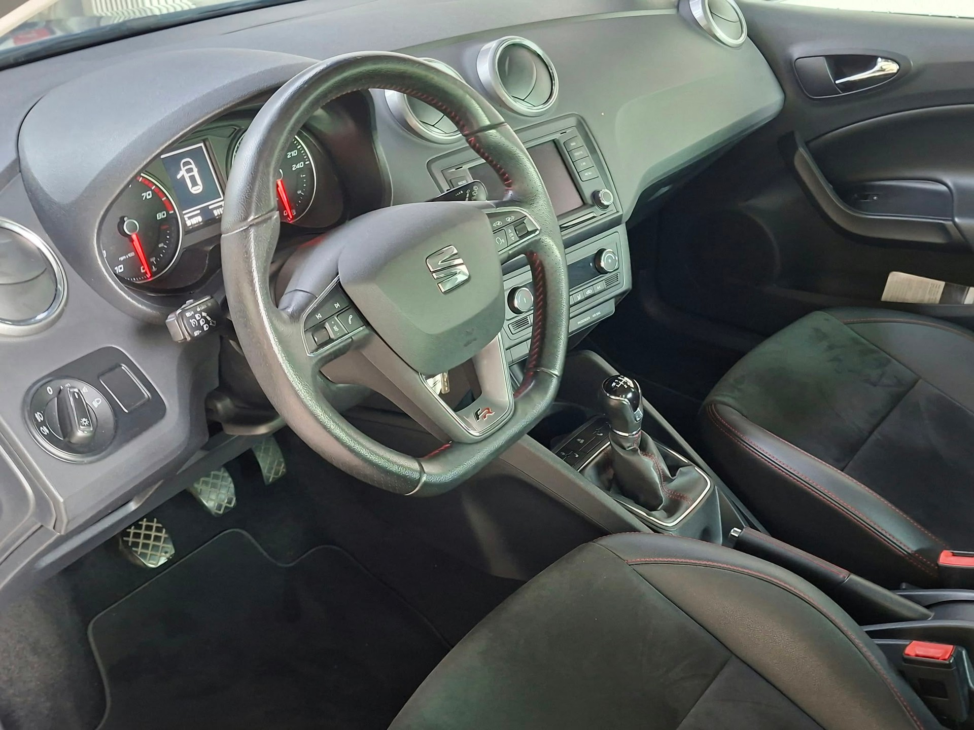 SEAT Ibiza 1.0 EcoTSI FR-image-5