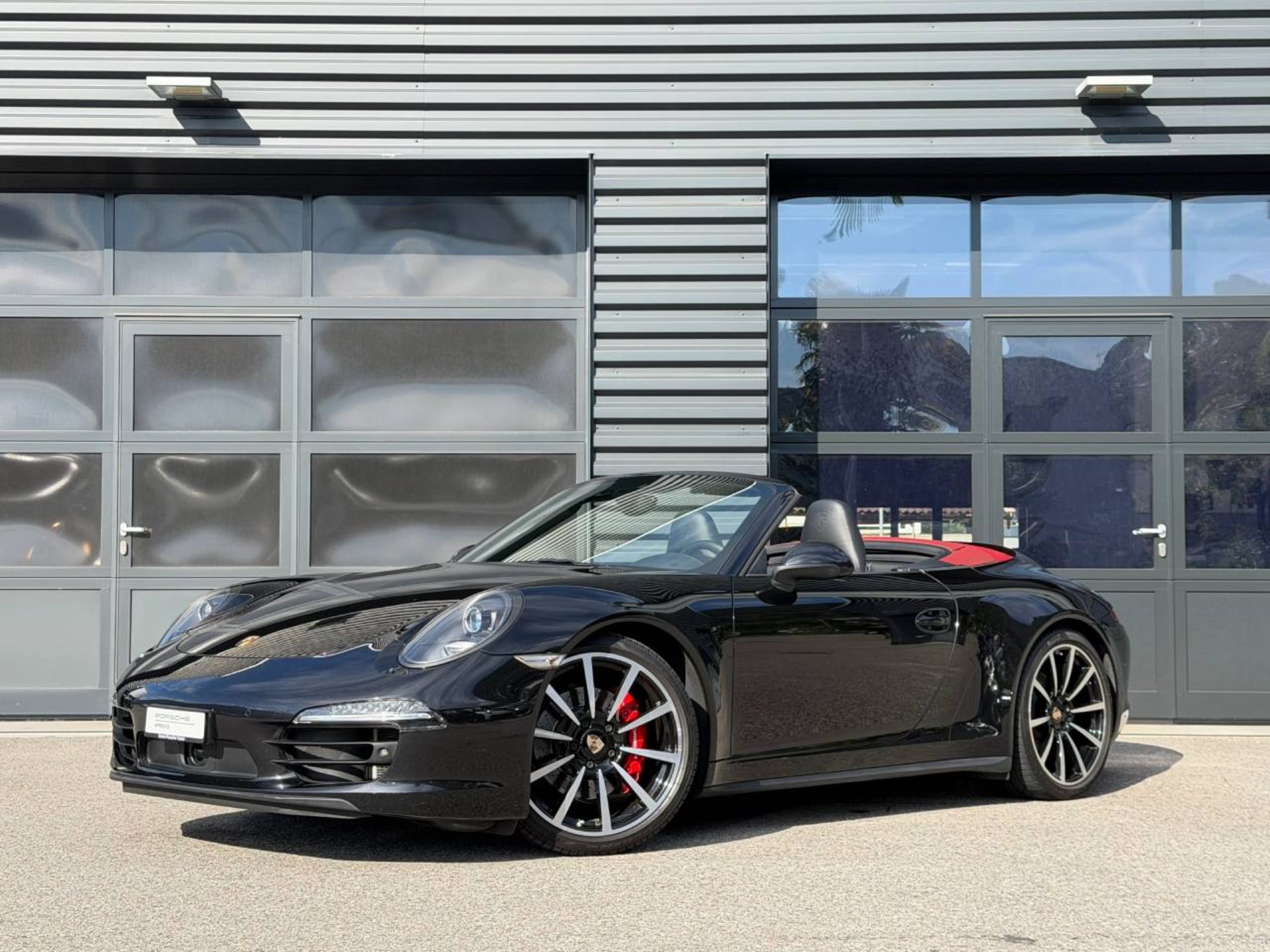 PORSCHE 911 Carrera 4S Cabriolet-image-0