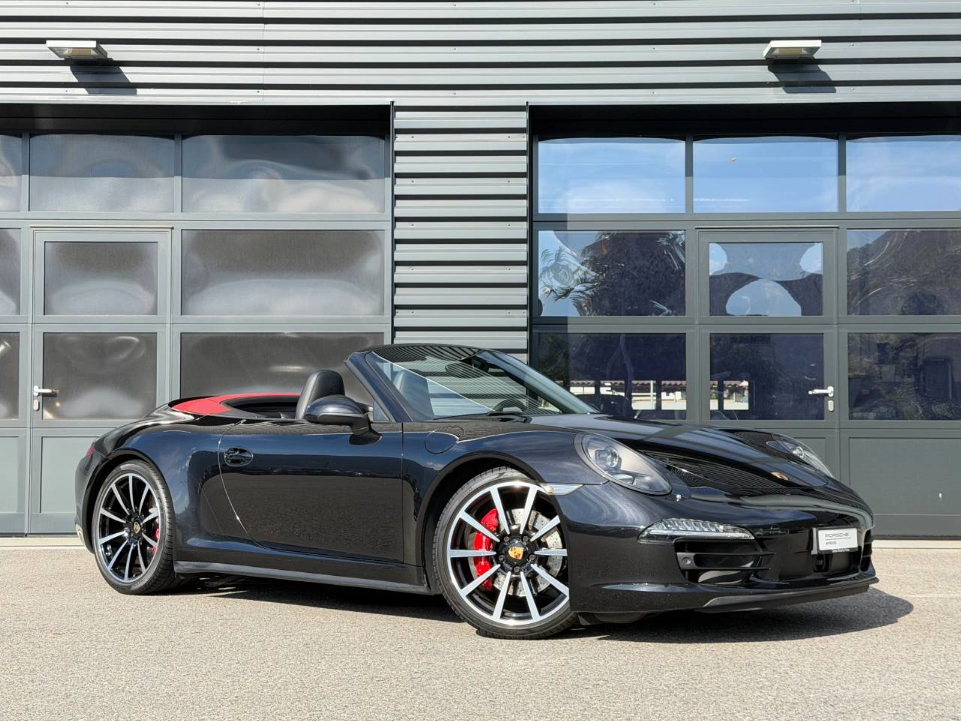 PORSCHE 911 Carrera 4S Cabriolet-image-8
