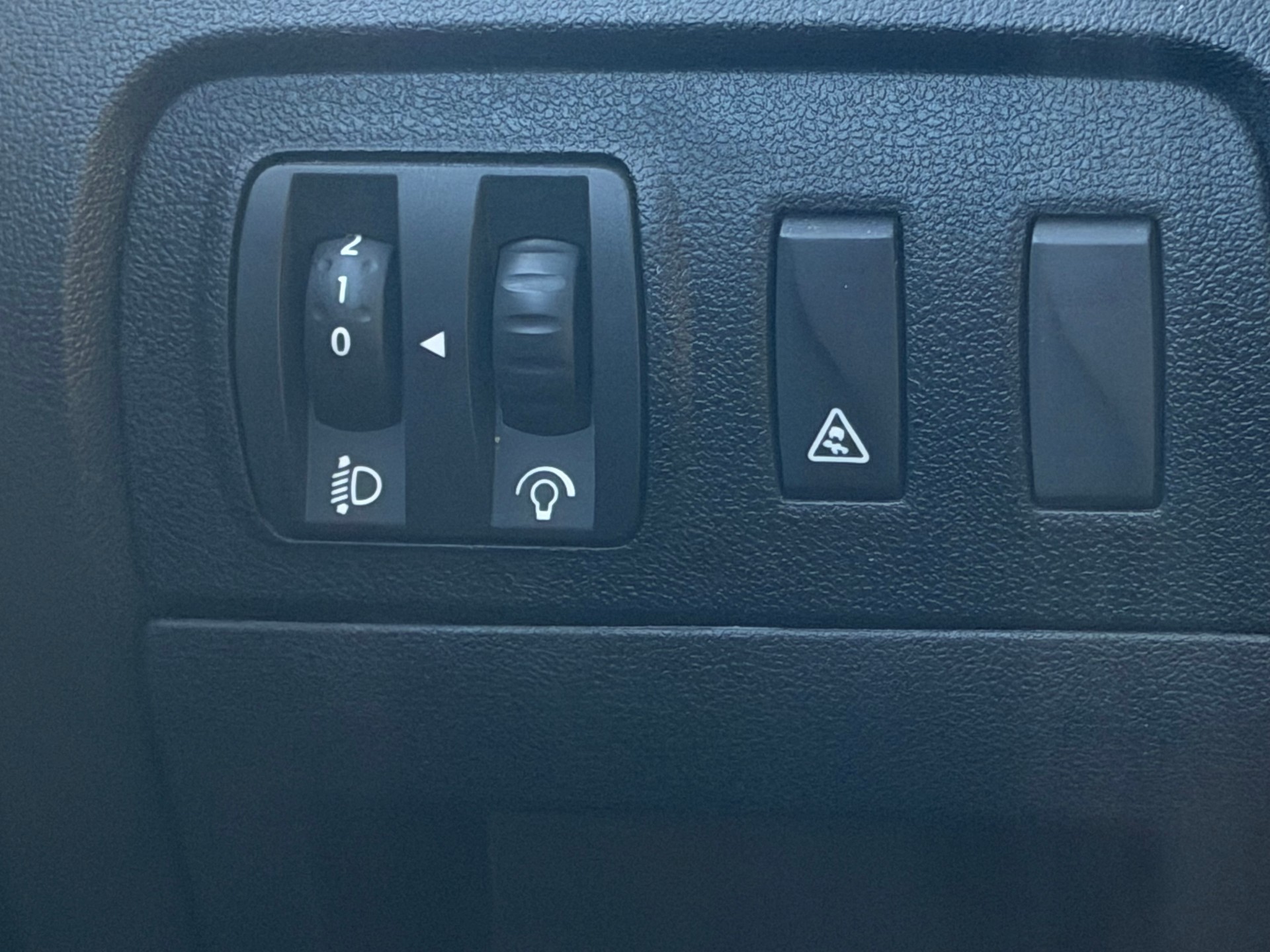 RENAULT Scénic 1.5 dCi Expression EDC-image-4