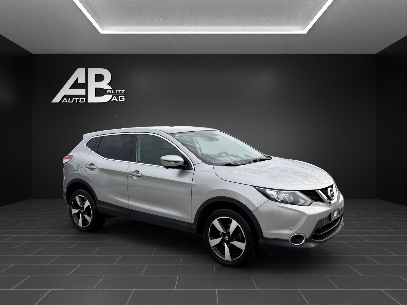 NISSAN Qashqai 1.6 dCi N-Connecta ALL-MODE 4x4-image-5