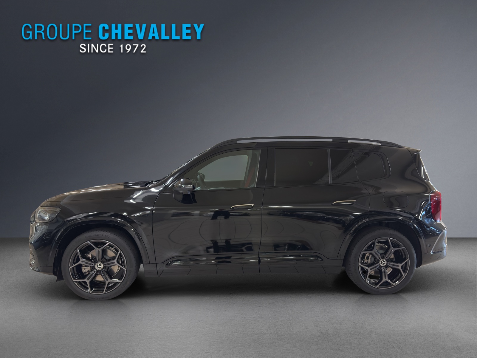 MERCEDES-BENZ GLB 200 4MATIC-showroom-element-1